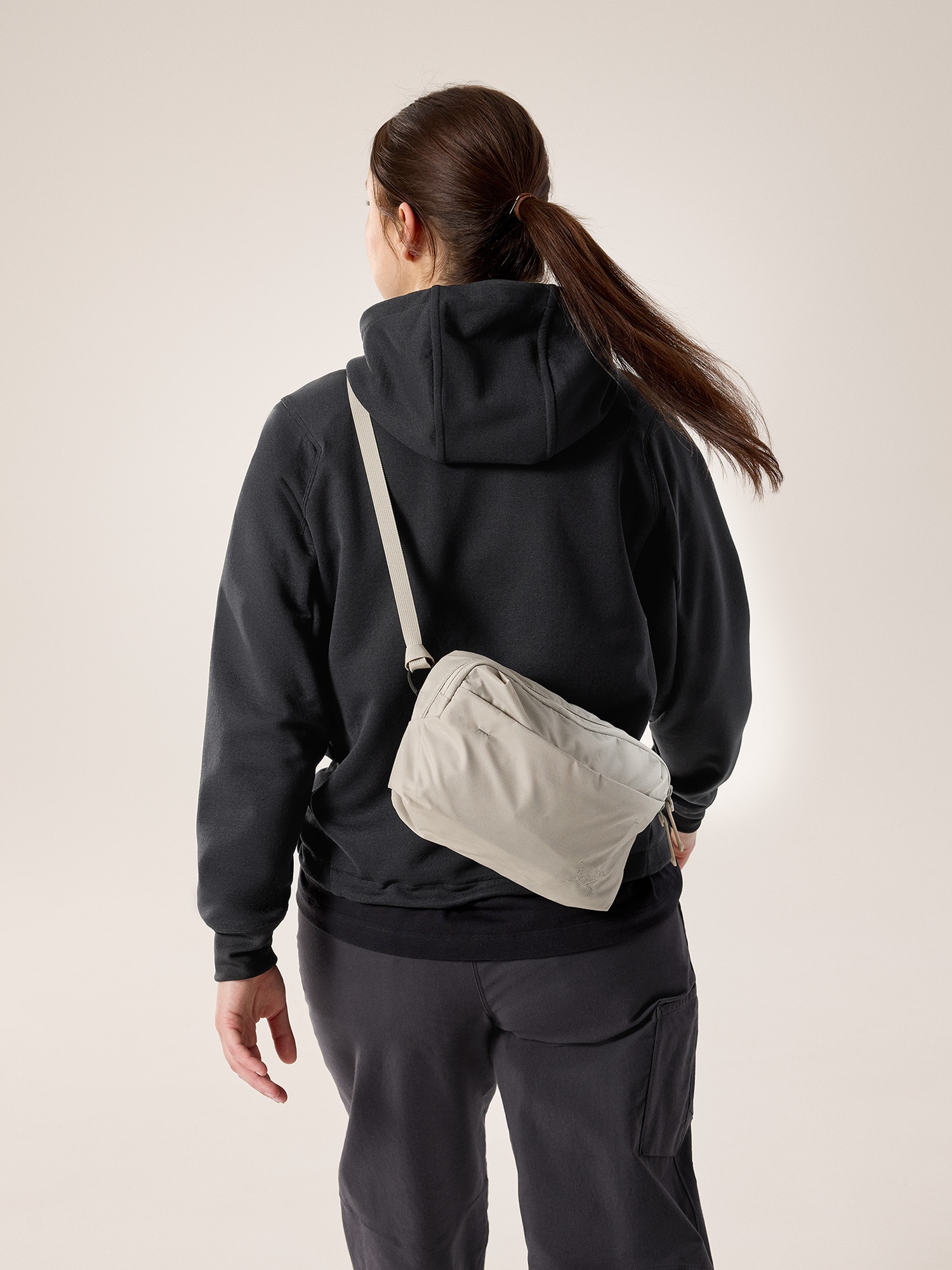 Heliad Crossbody Bag - 3