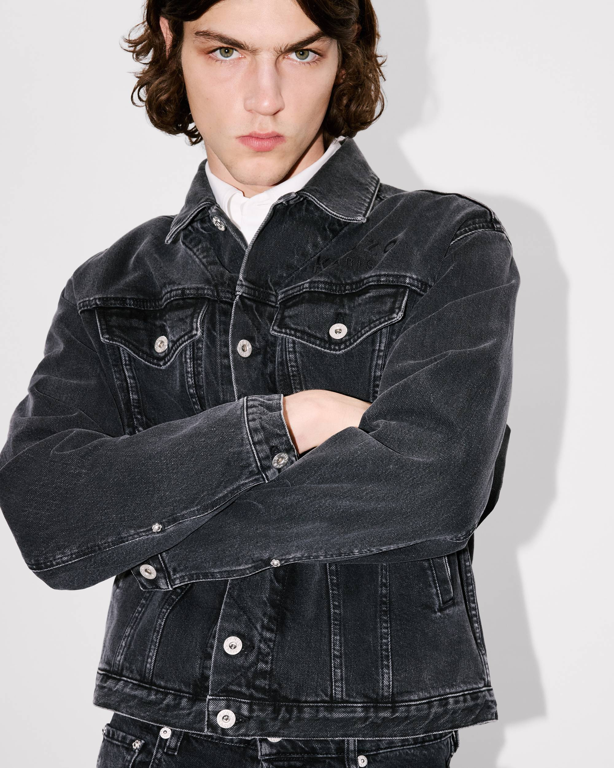 'Boke Flower' embroidered trucker jacket in japanese denim - 7