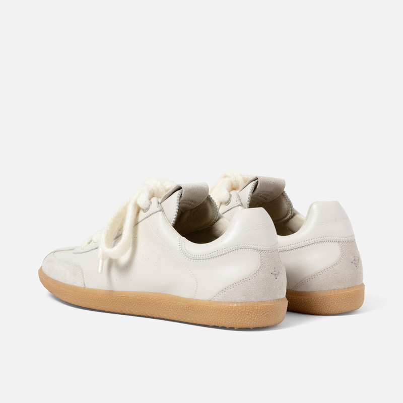 CB Off-White Sneaker - Men’s 6
