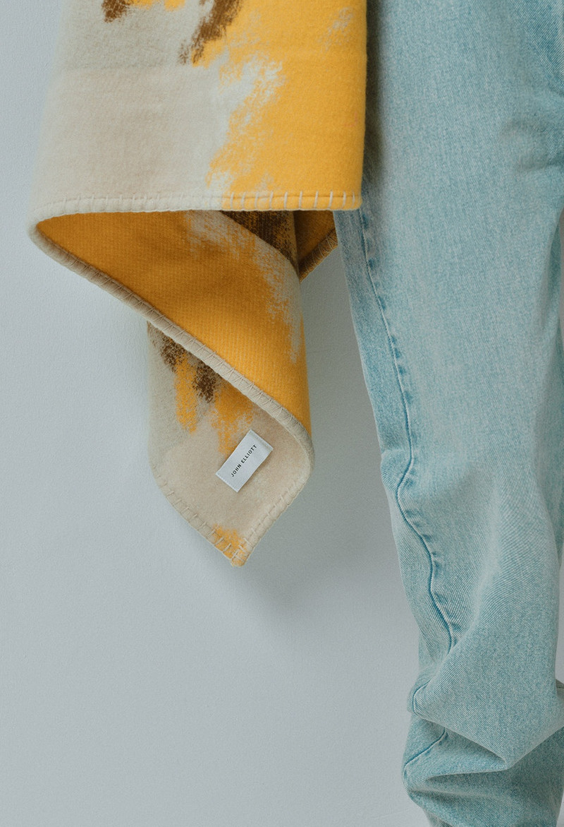 CHATEAU CASHMERE BLEND BLANKET 10