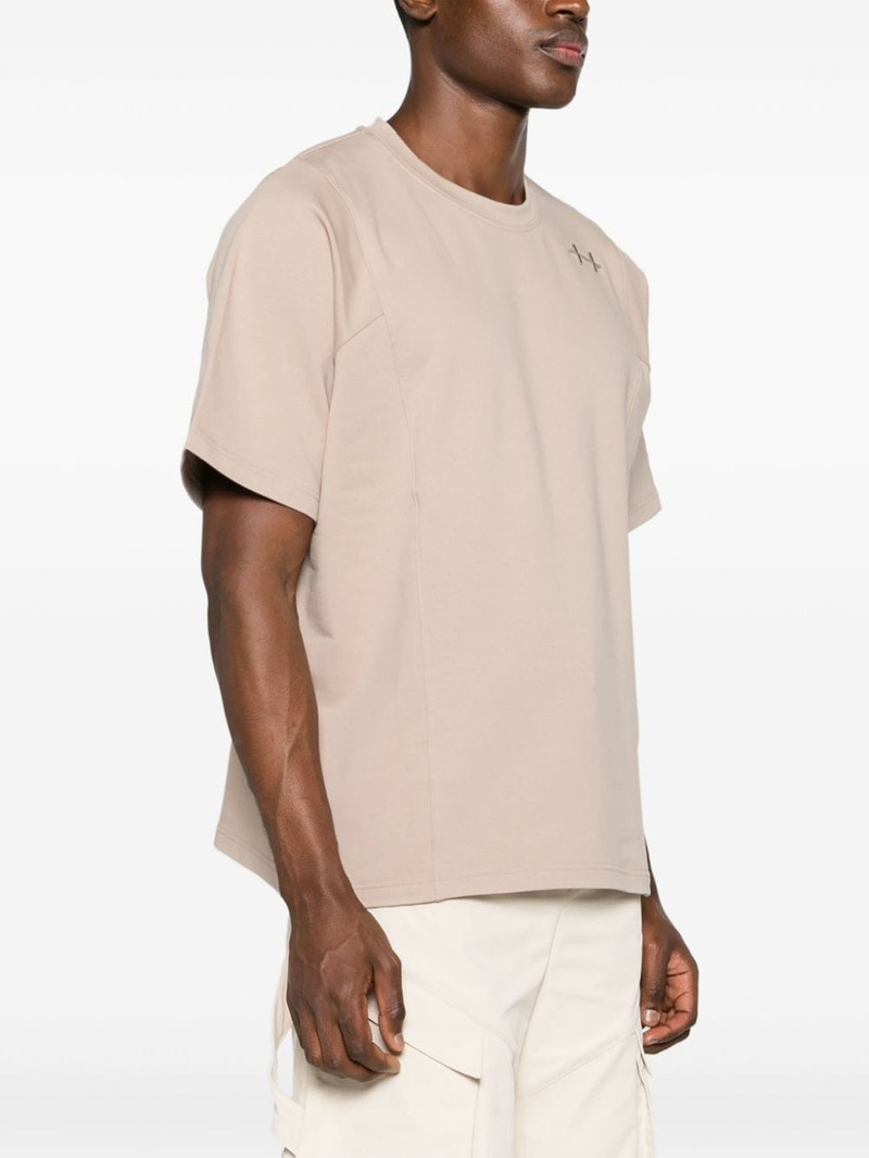 Plicate logo-plaque T-shirt 3