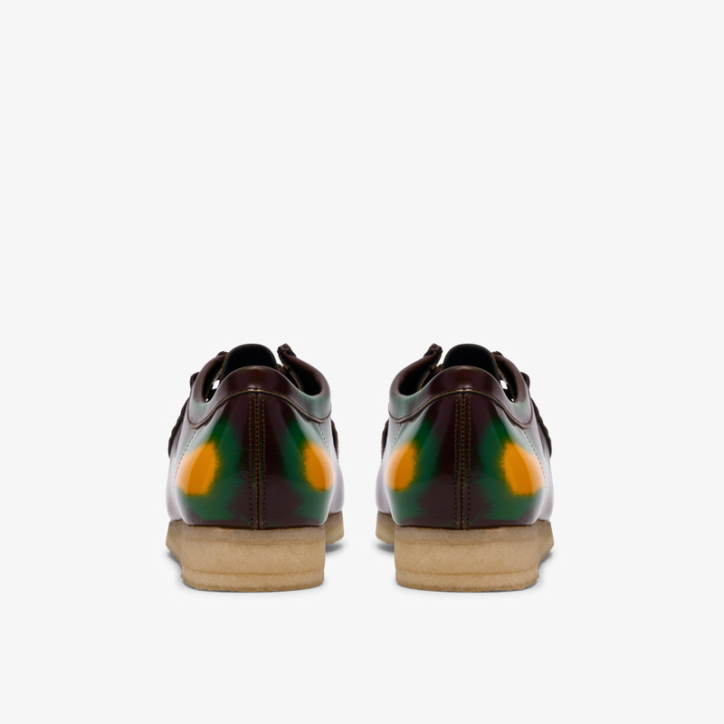 Wallabee Brown Brush Off 5