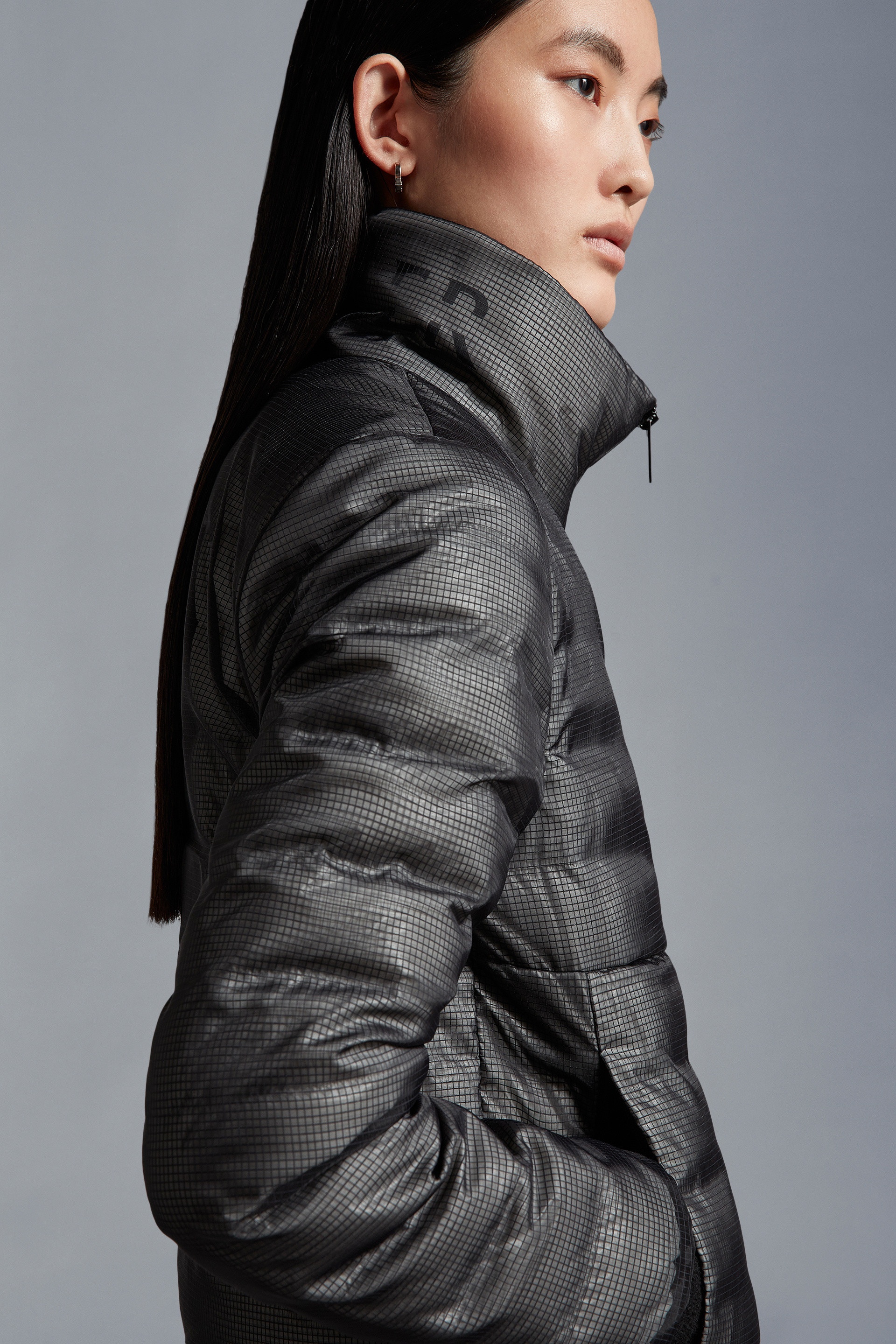 Moncler Onoz Short Down Jacket | REVERSIBLE