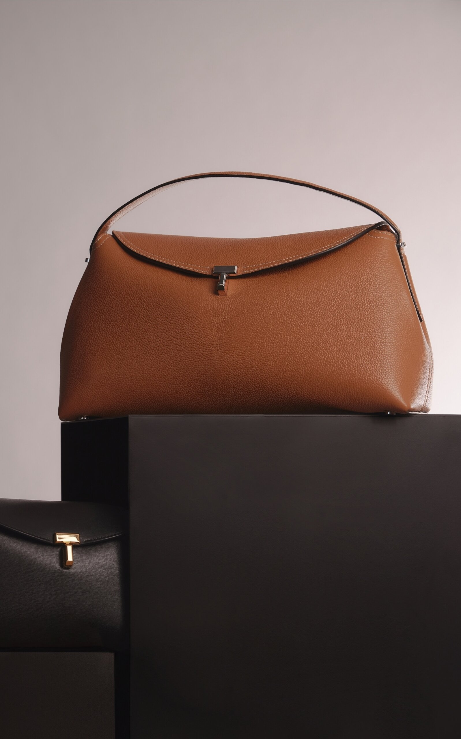 T-Lock Leather Top Handle Bag neutral - 2
