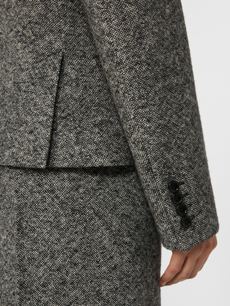 SALMONE Feminine, wool and silk blazer 5
