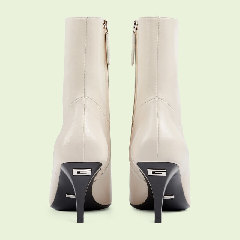 GUCCI Women's leather boot outlook