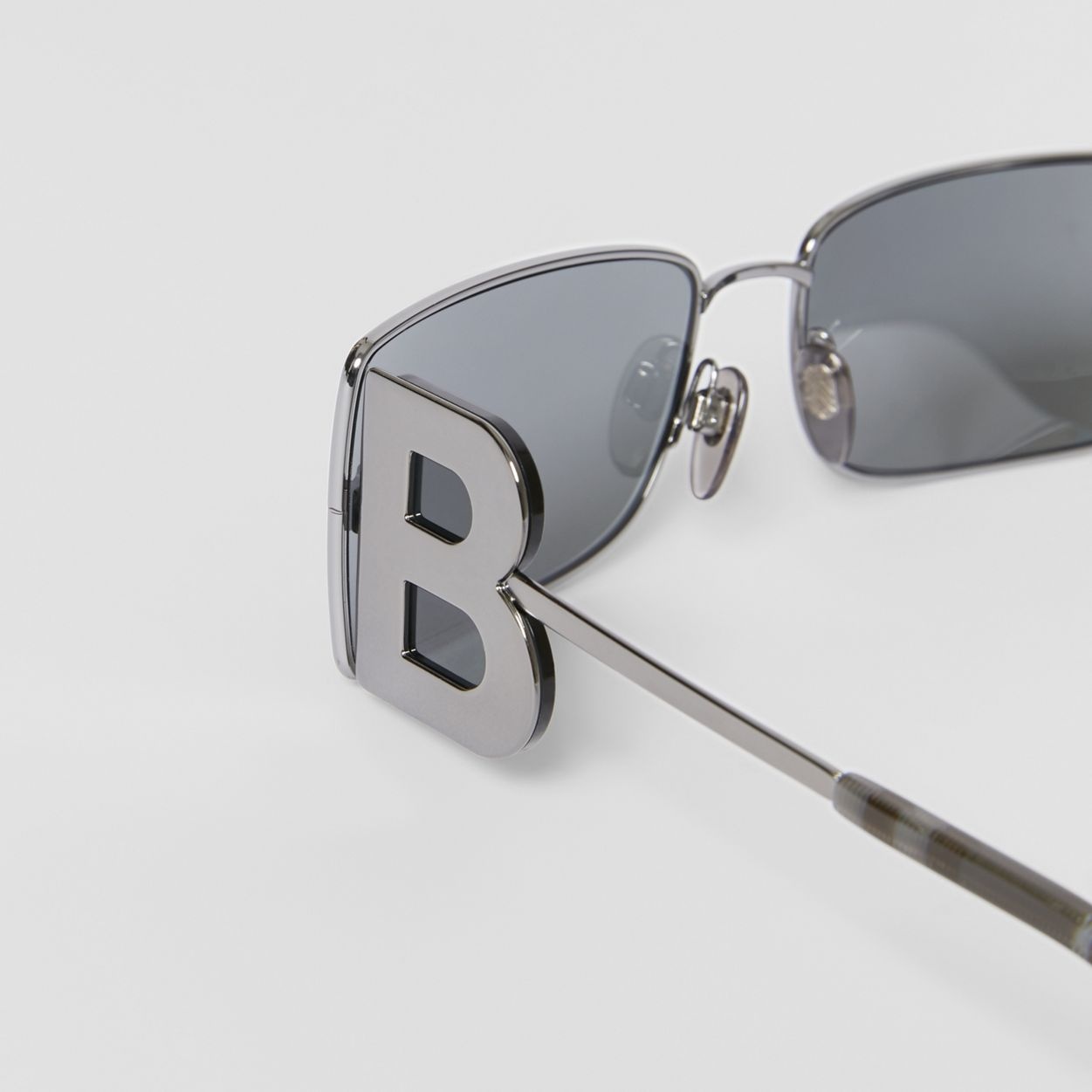 ‘B’ Lens Detail Rectangular Frame Sunglasses - 2