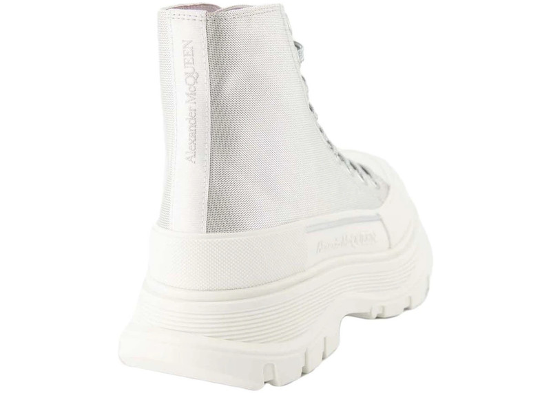 Alexander McQueen Alexander McQueen Tread Slick Boot Silver (Women's) outlook