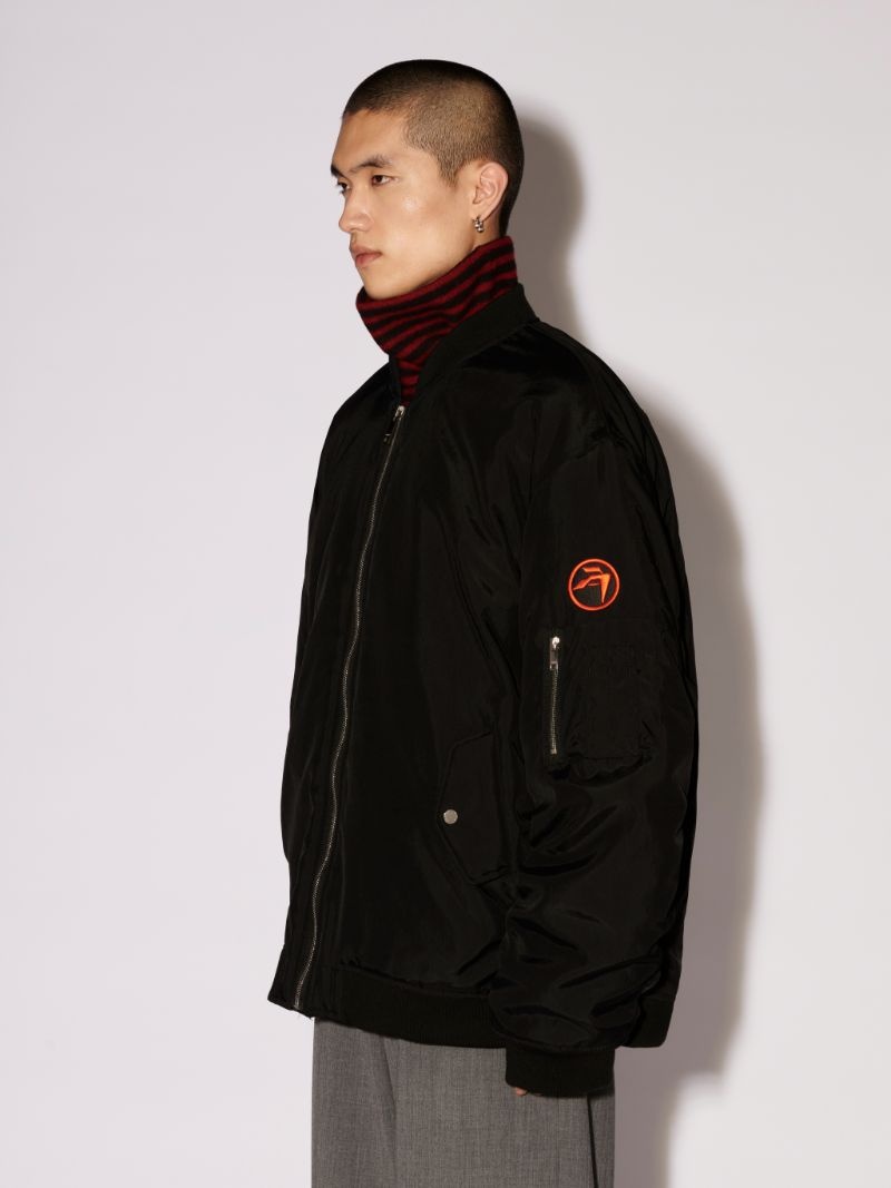 LOGO PATCH BOMBER - 5