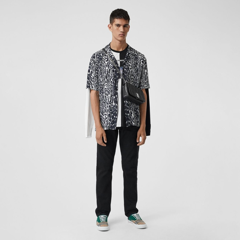 Burberry Straight Fit Japanese Denim Jeans outlook
