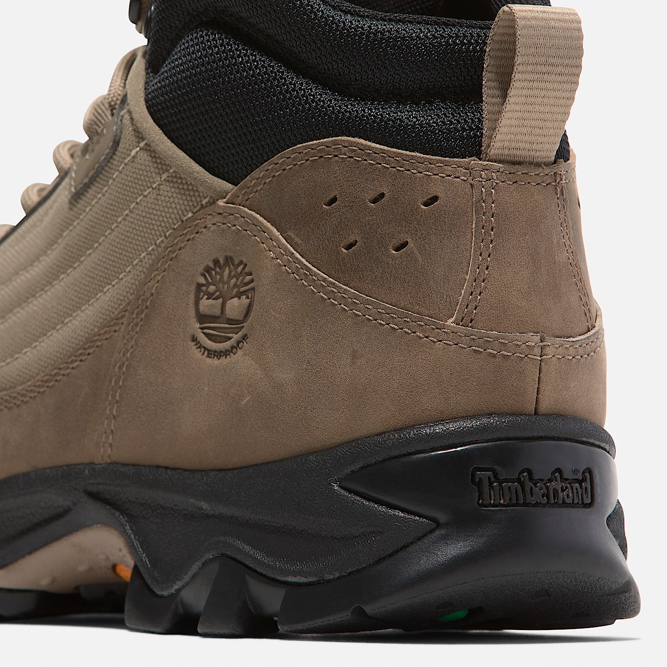 Men's Mt. Maddsen Mid Lace-Up Waterproof Hiking Boot - 7