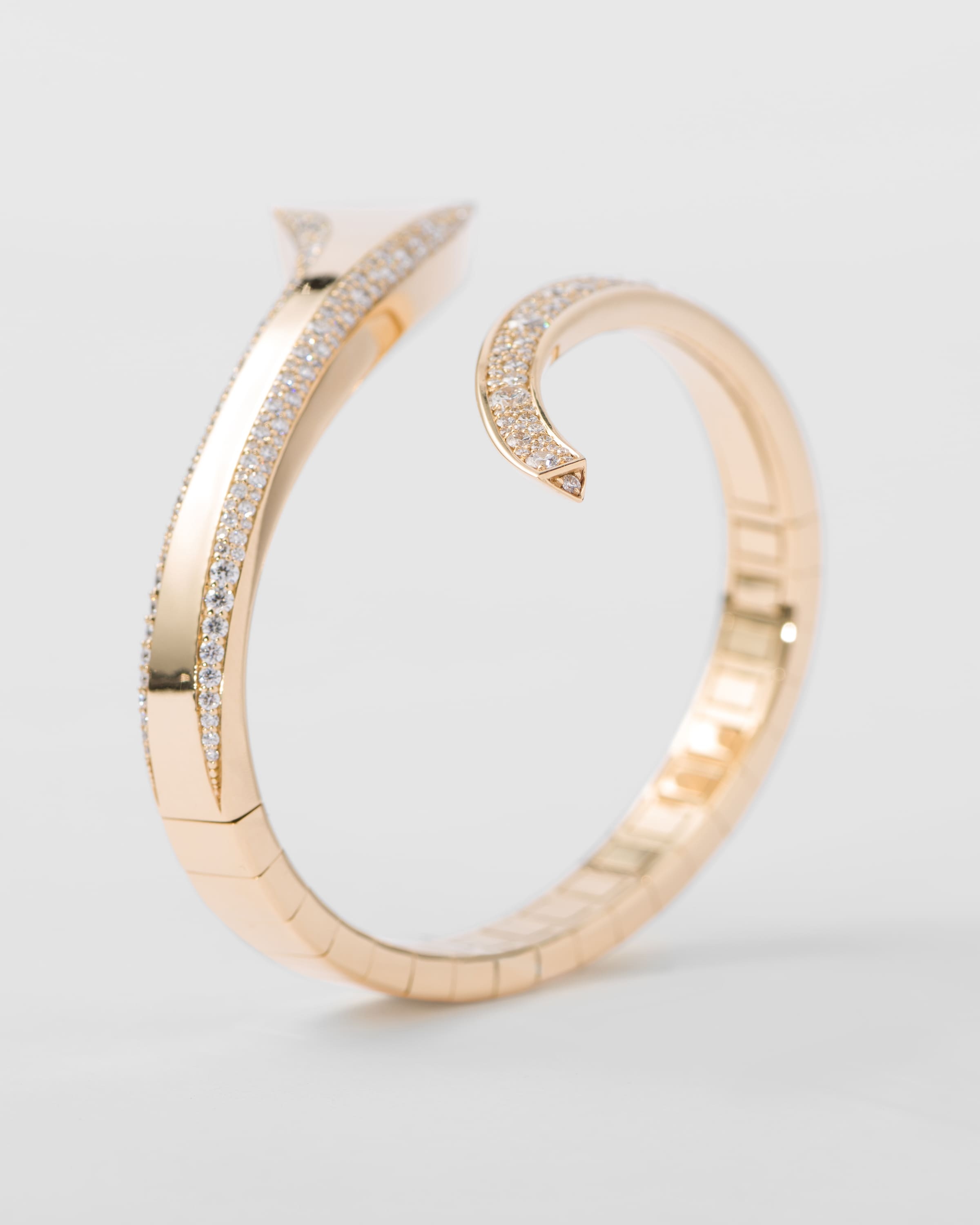 Eternal Gold snake bracelet in yellow gold and diamonds - 3