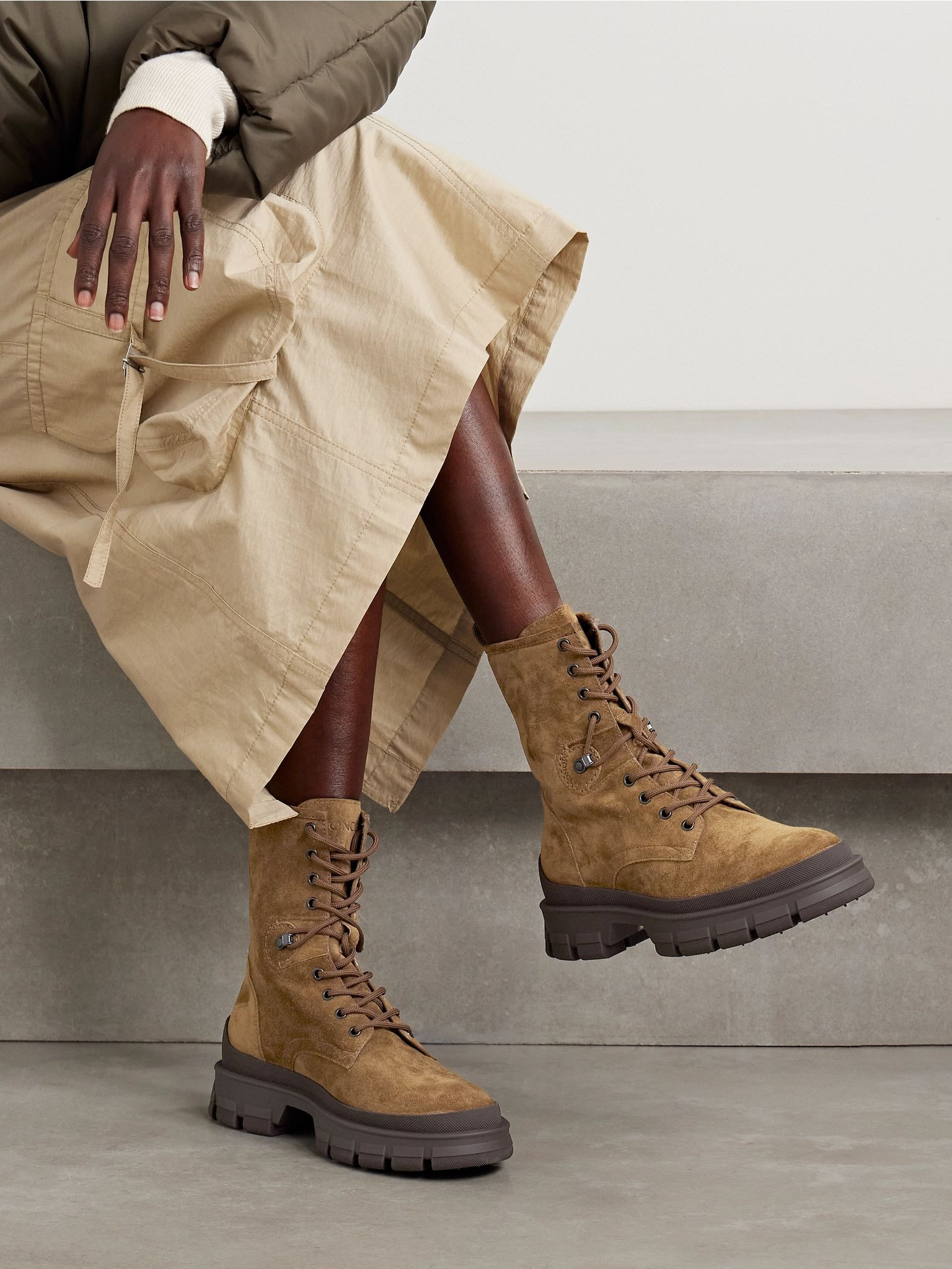 Hevea rubber-trimmed suede ankle boots Brown - 2