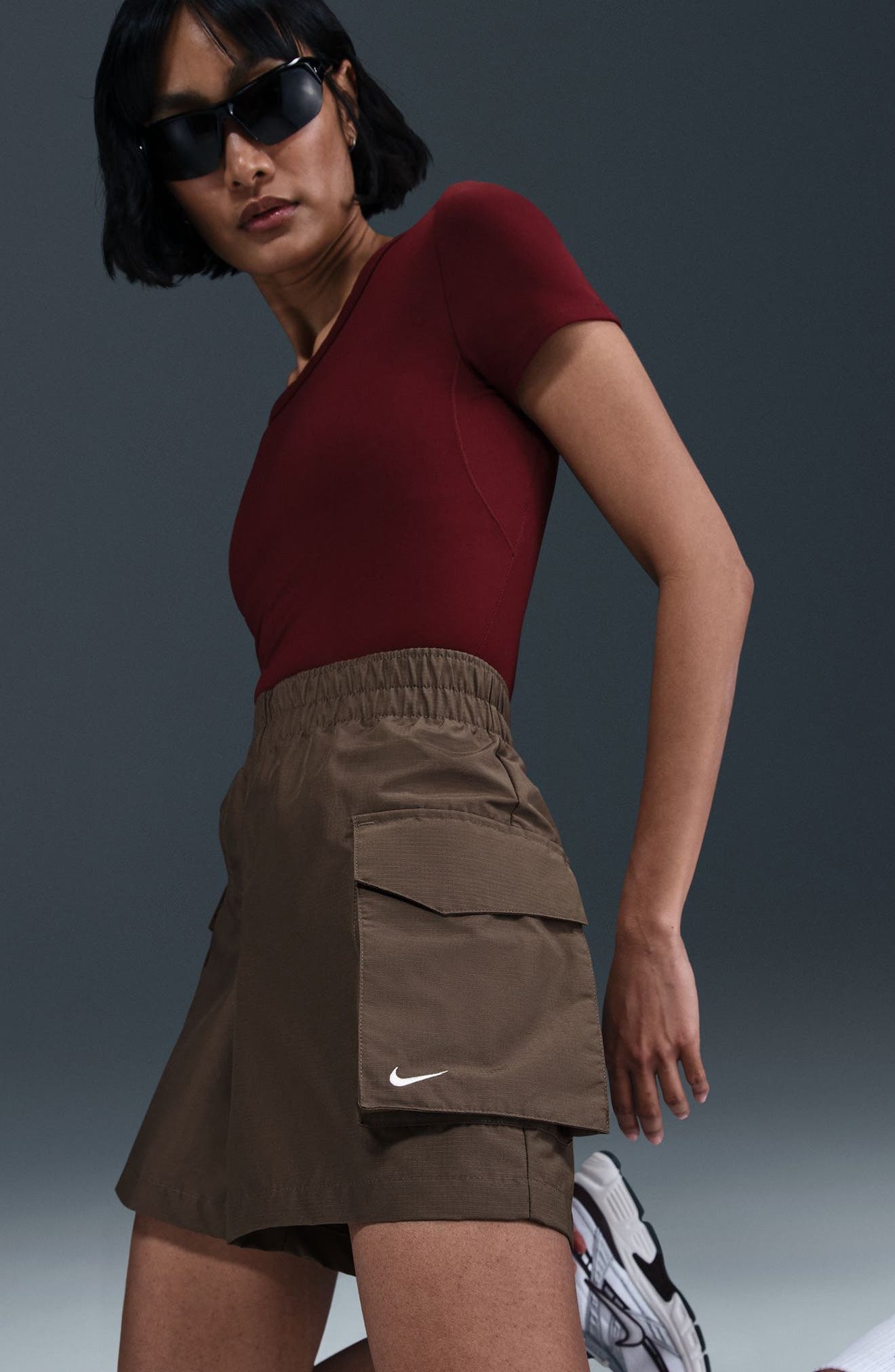 Nike Nike Sportswear Essential Woven High Waist 5-Inch Cargo