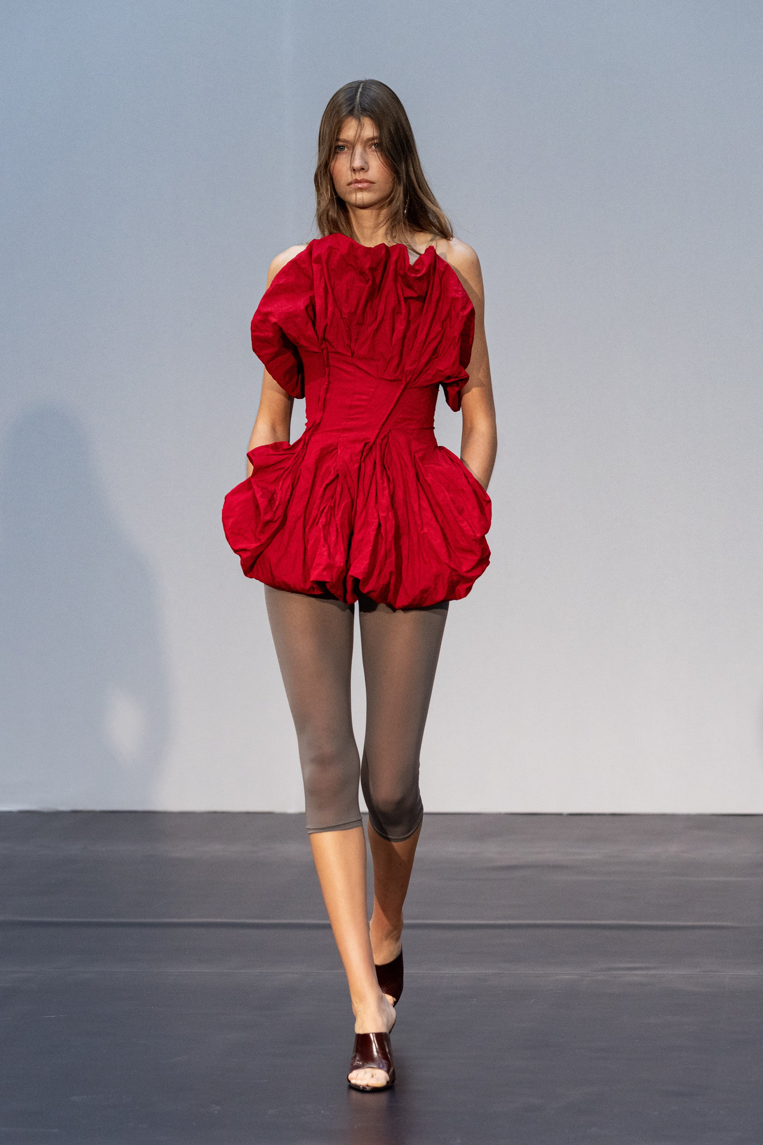 Mini bubble dress in red taffeta - 3