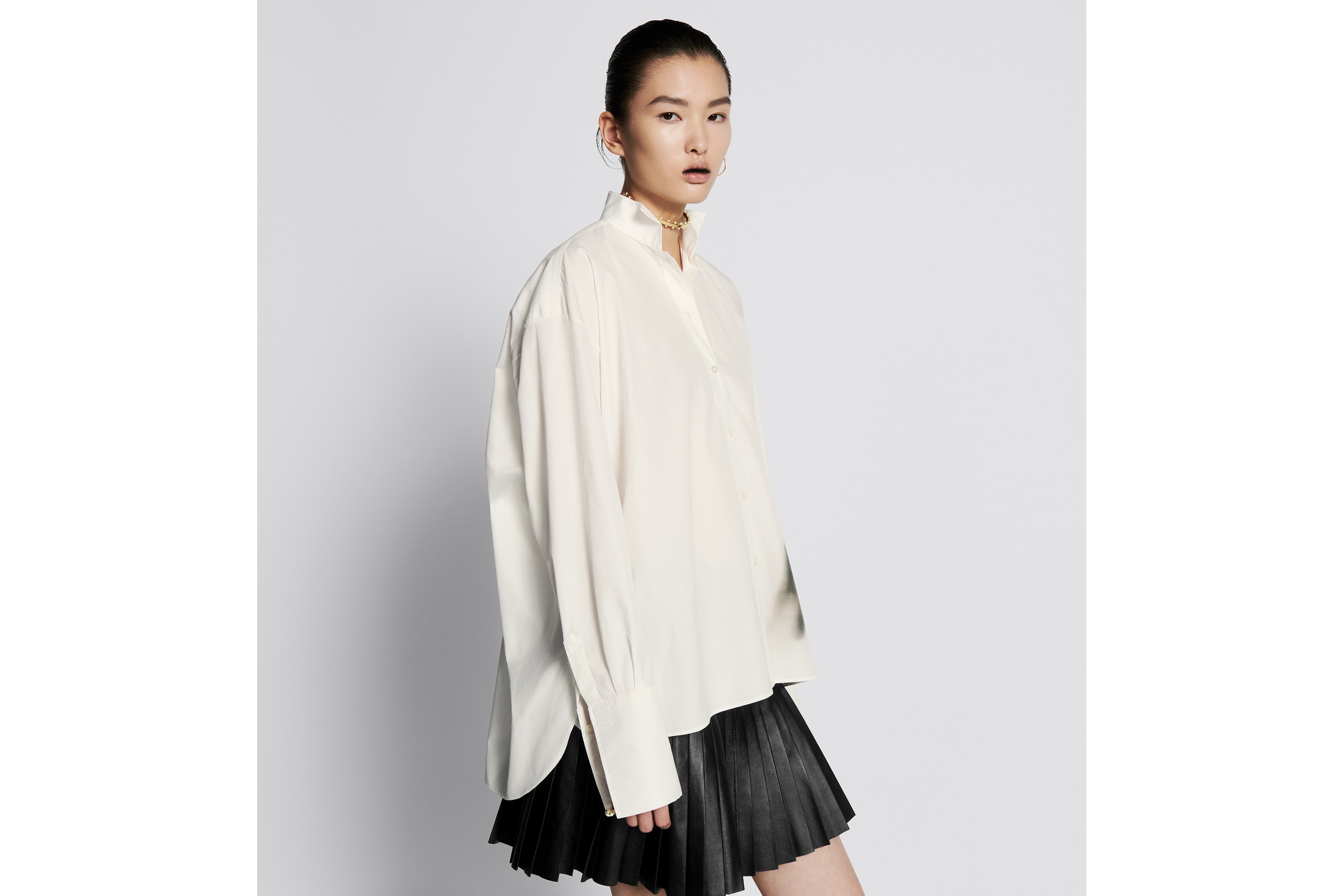 Blouse with Wing Collar - 3