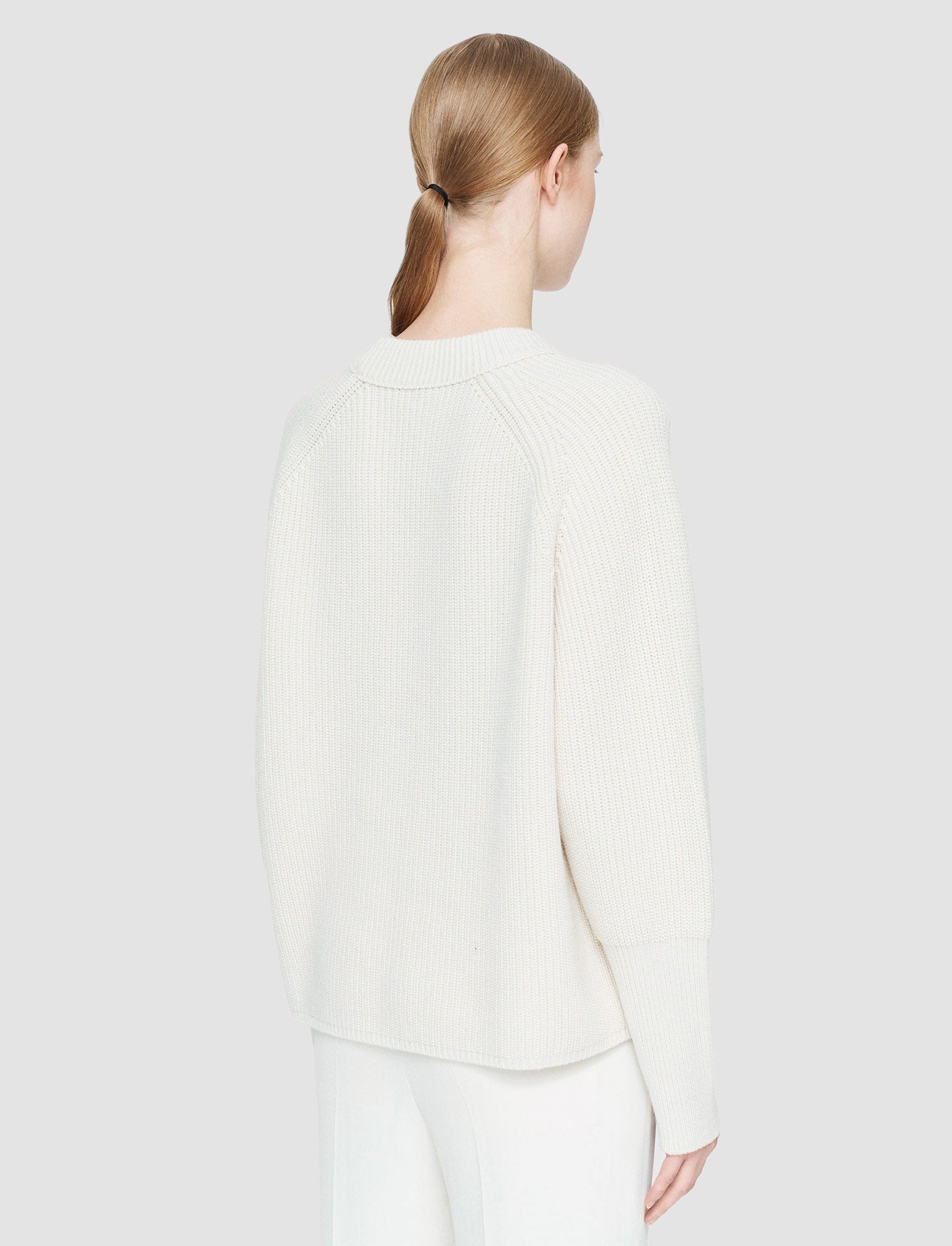 Light Cardigan Stitch Round Neck Jumper - 4