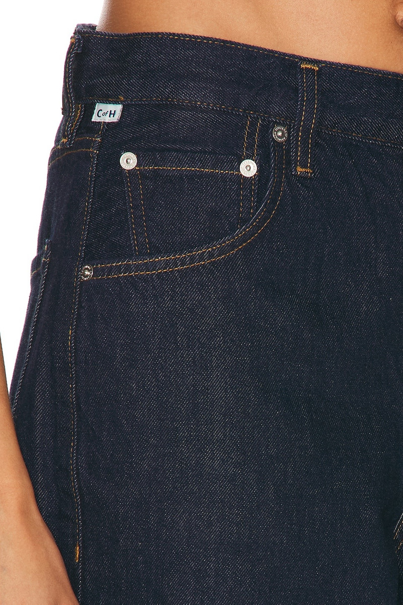 Citizens of Humanity Ayla Short With Clean Hem outlook