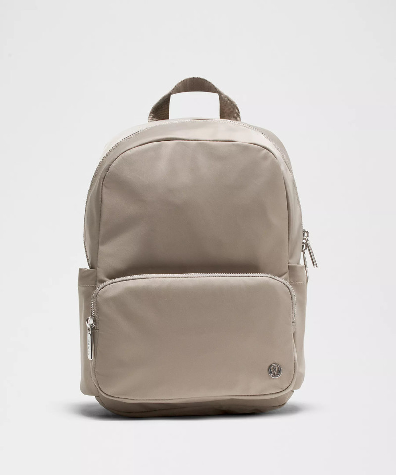 Everywhere Backpack Small 11.5L *Metal Hardware 1