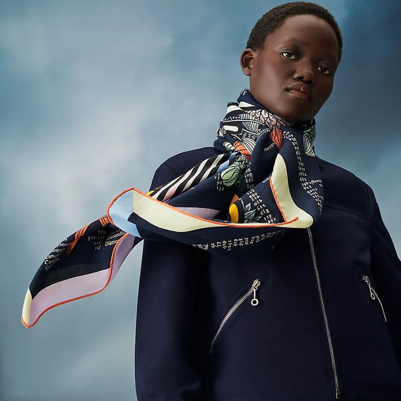 Hermès Botanica Grafica shawl 140 outlook