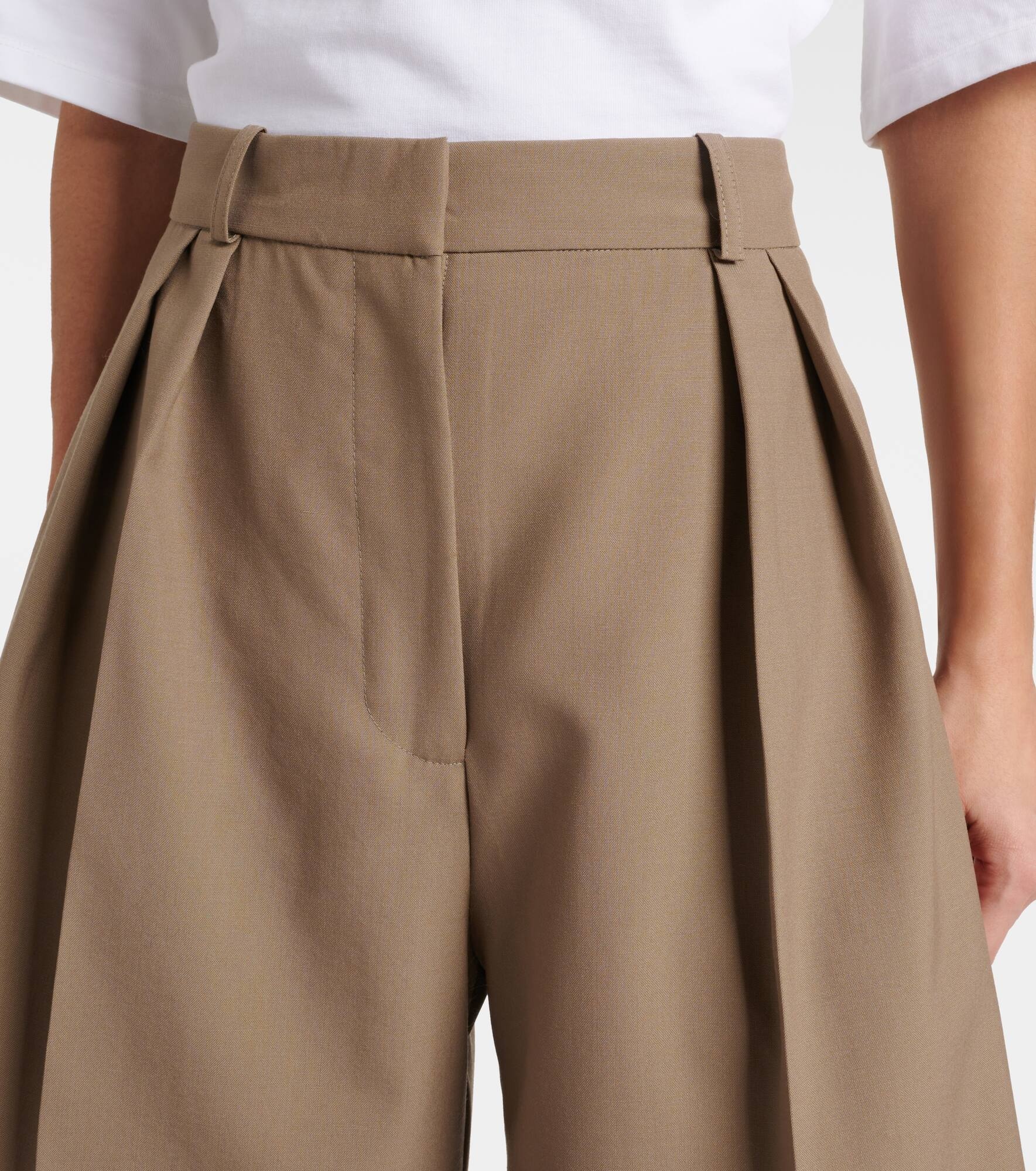 Wool shorts - 4