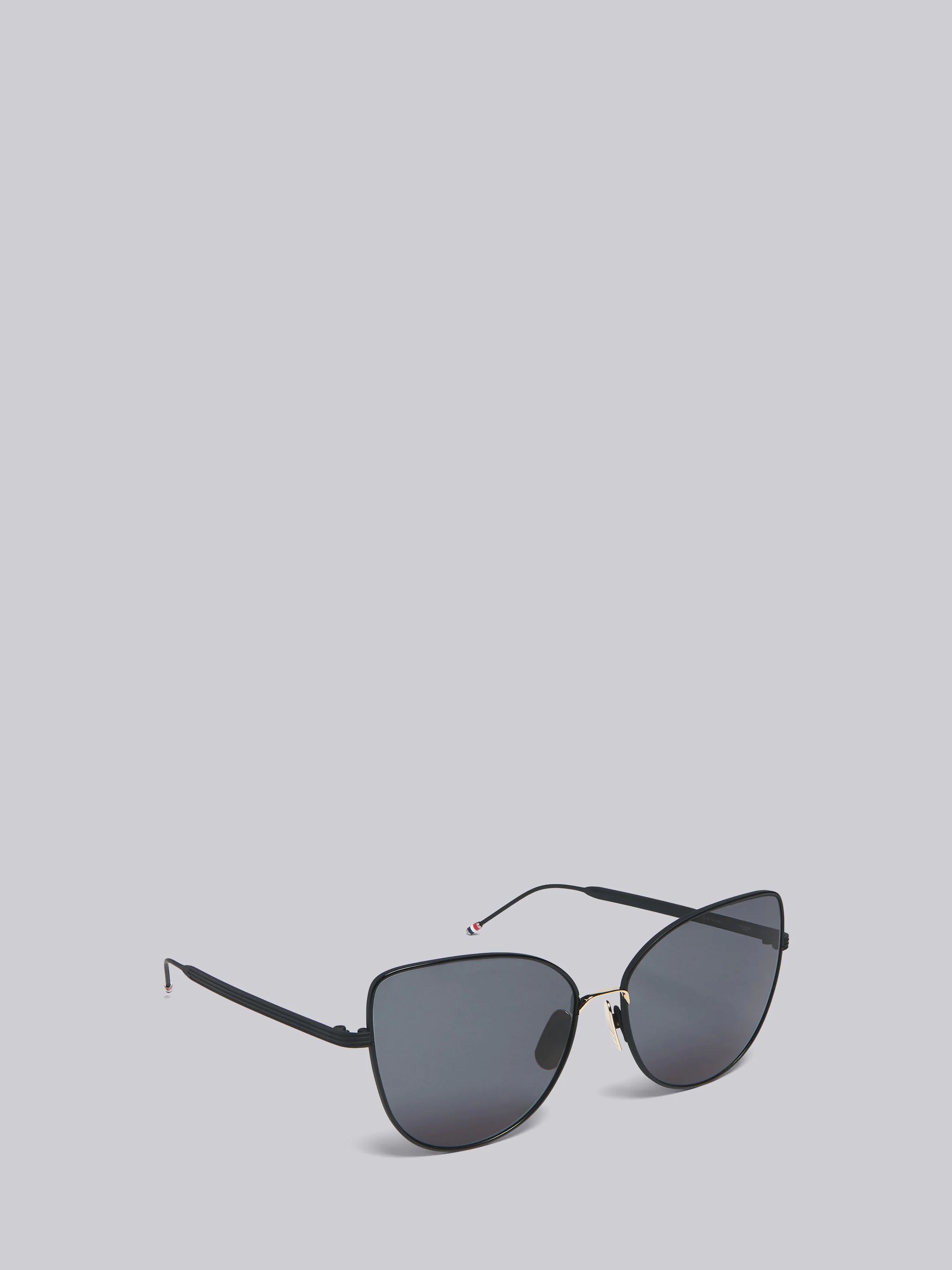 TB121 - Black Iron Cat Eye Sunglasses - 4