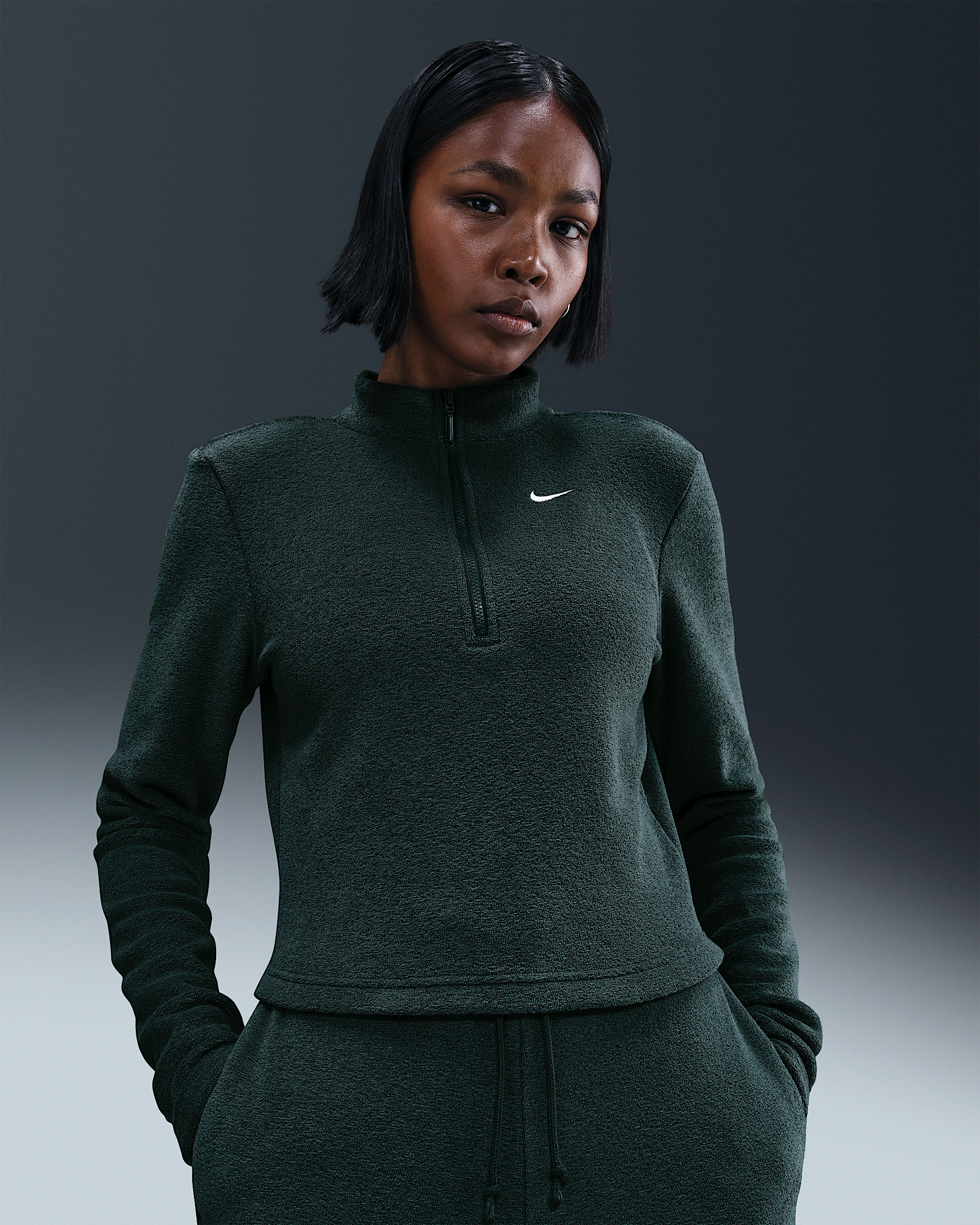 Nike Sportswear Phoenix Plush Women's Slim Long-Sleeve Cozy Fleece 1/2-Zip Top - 1
