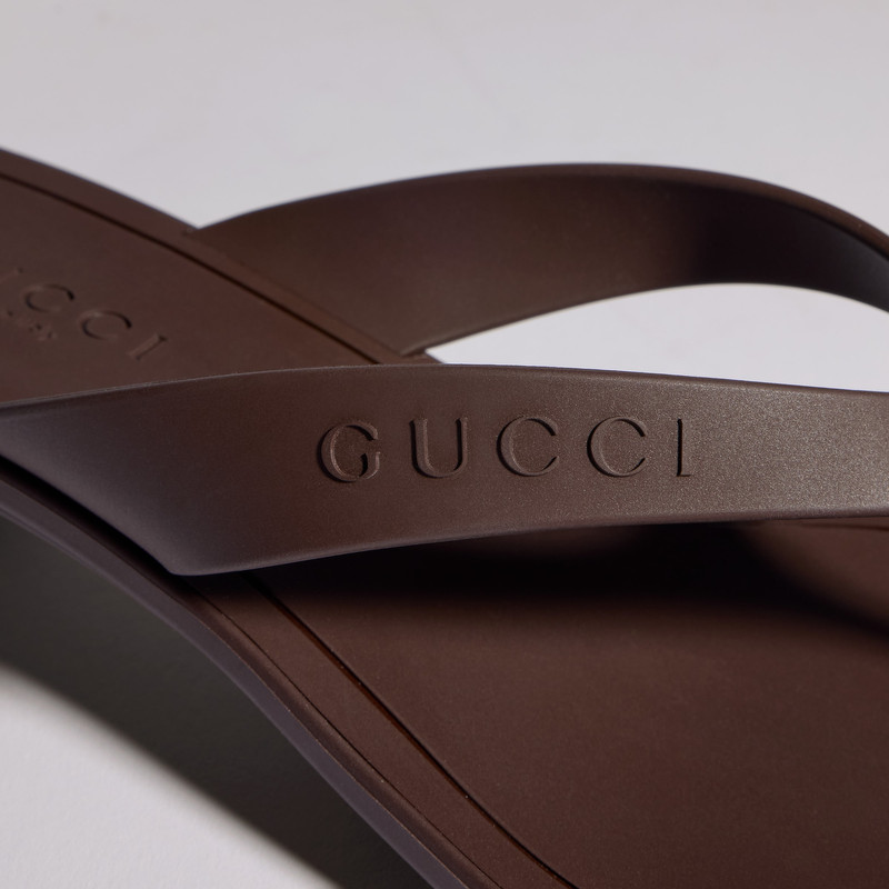 GUCCI Women's Vittoria thong outlook