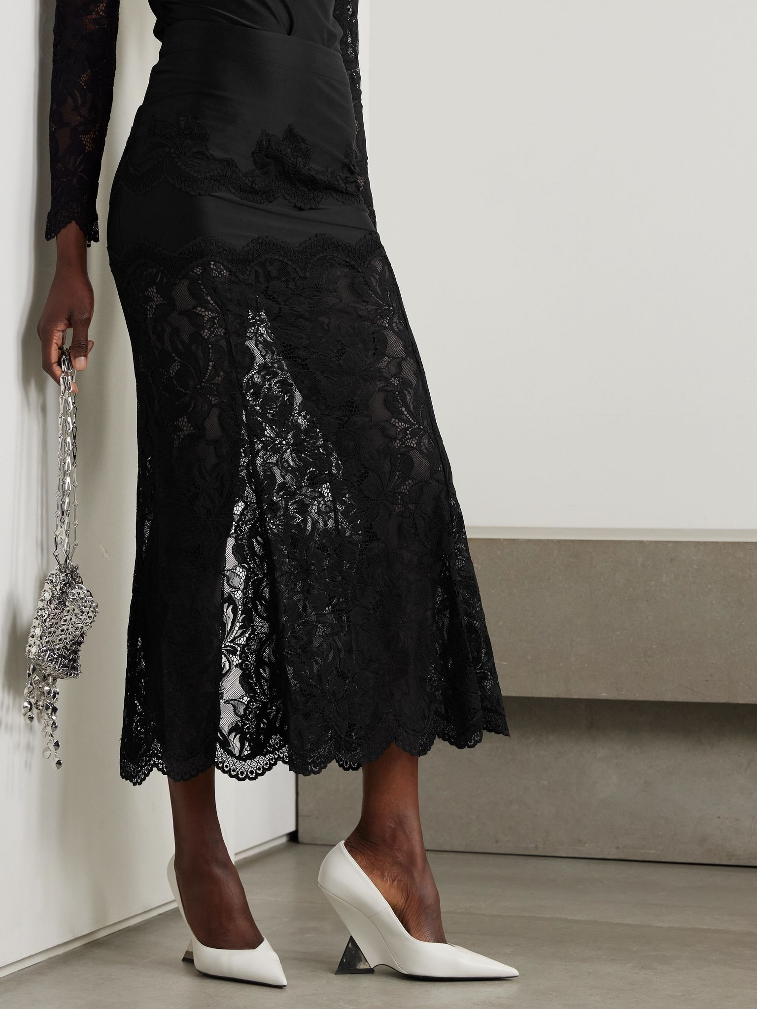Scalloped satin and lace midi skirt Black - 3