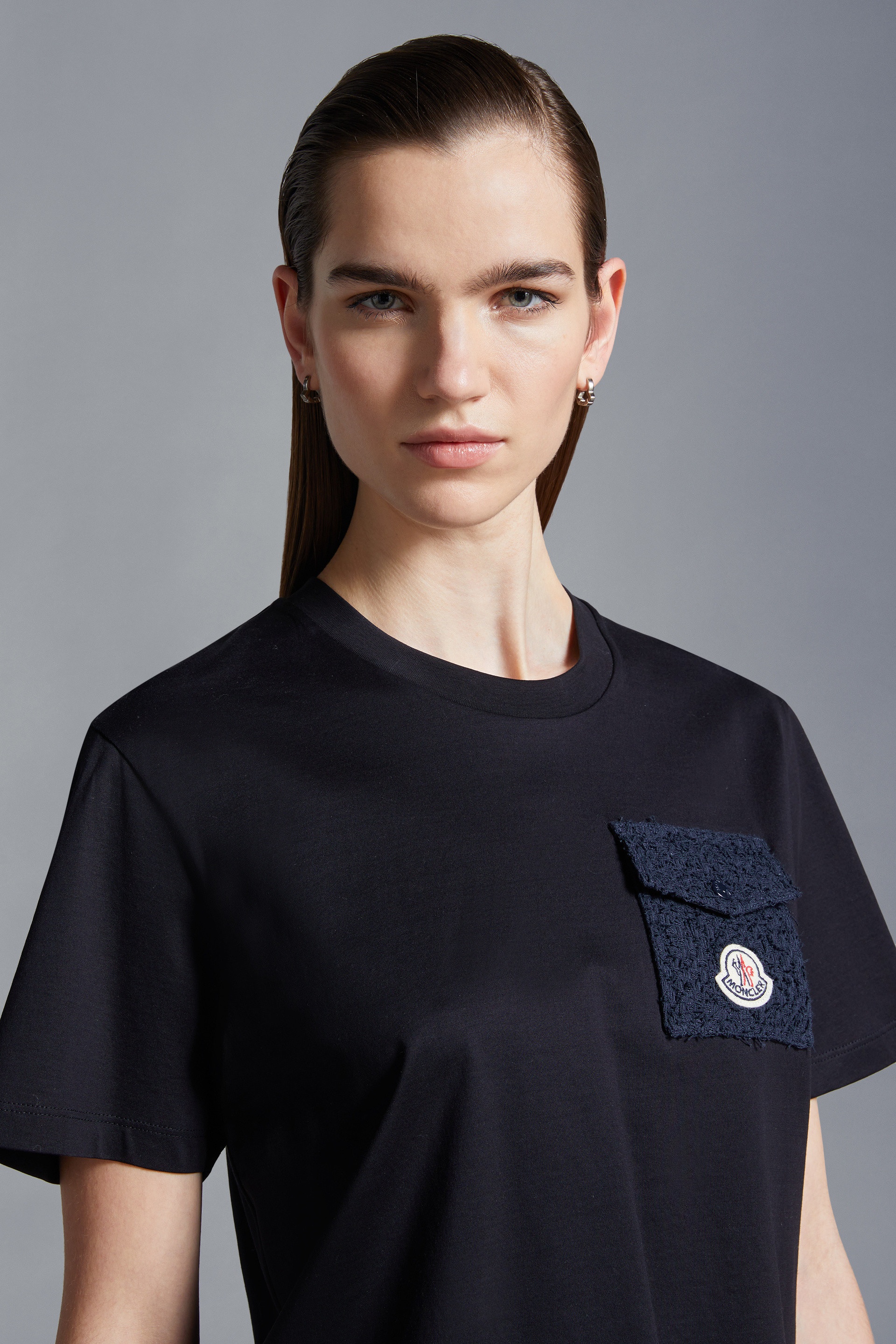 T-Shirt with Pocket - 4