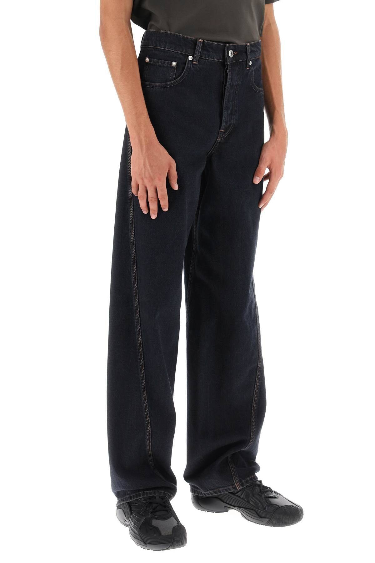 BAGGY JEANS WITH TWISTED SEAMS - 3