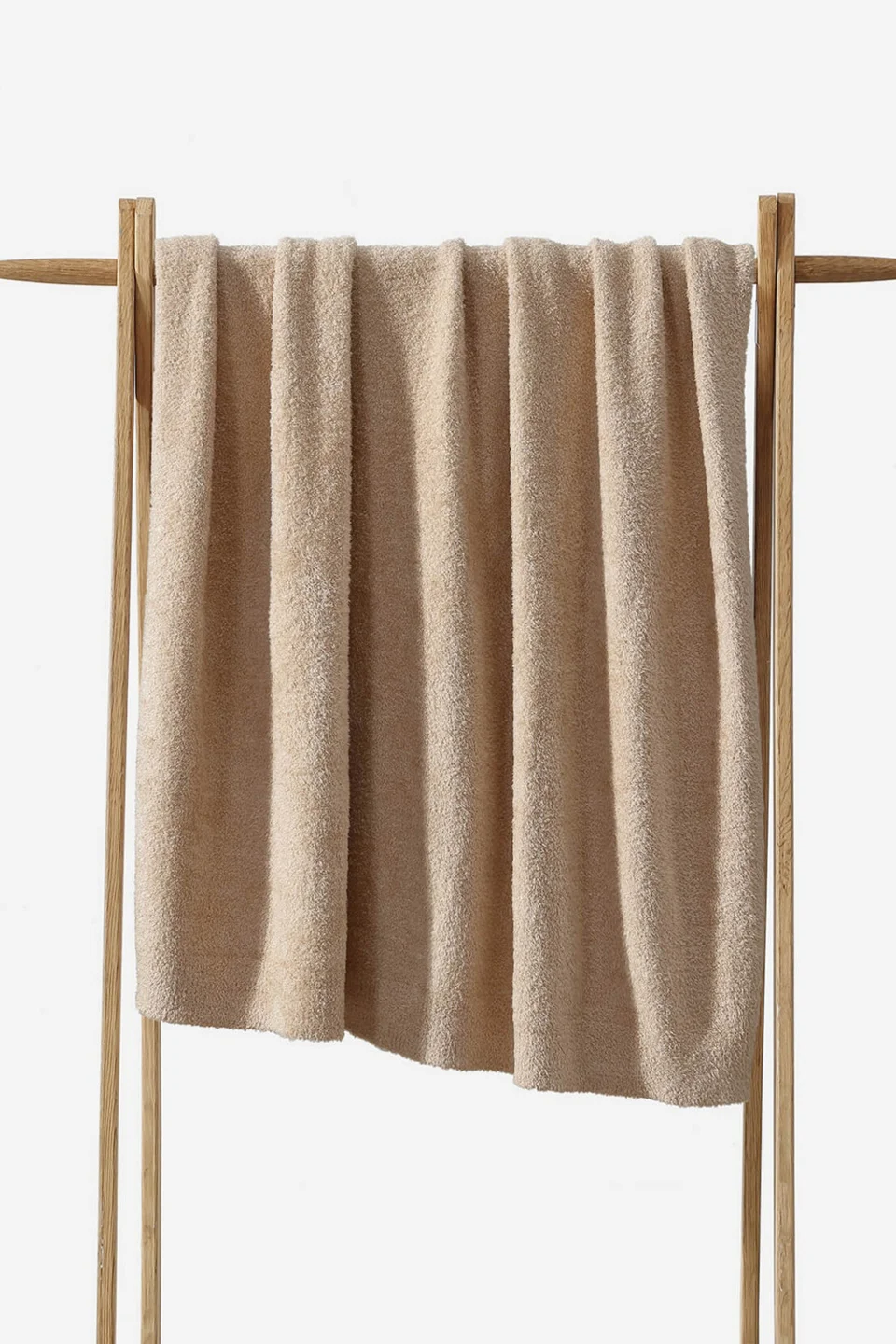 Sunday Citizen Cloud Silque Throw - 1
