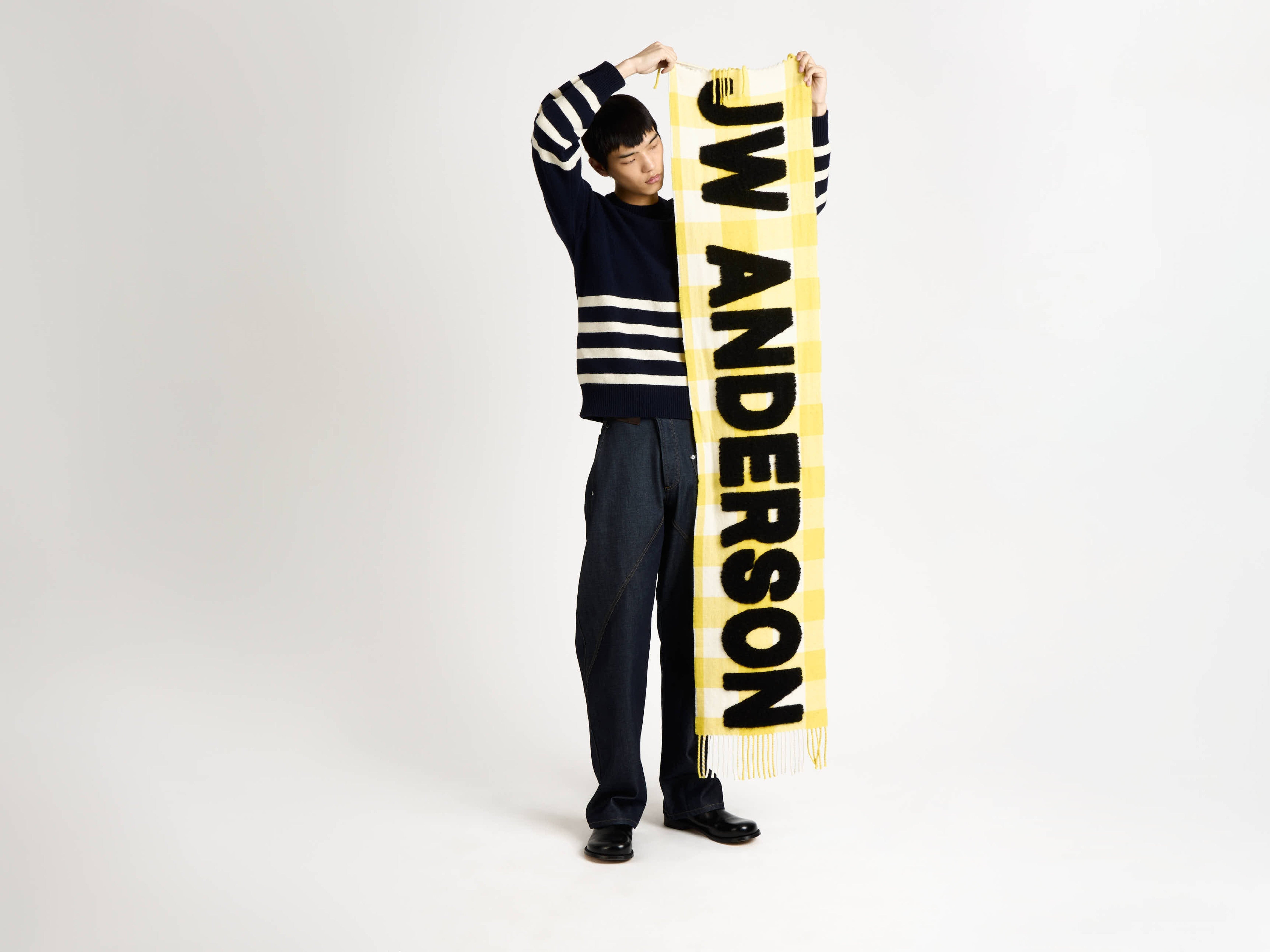 CHECKERED LOGO SCARF IN YELLOW - 2