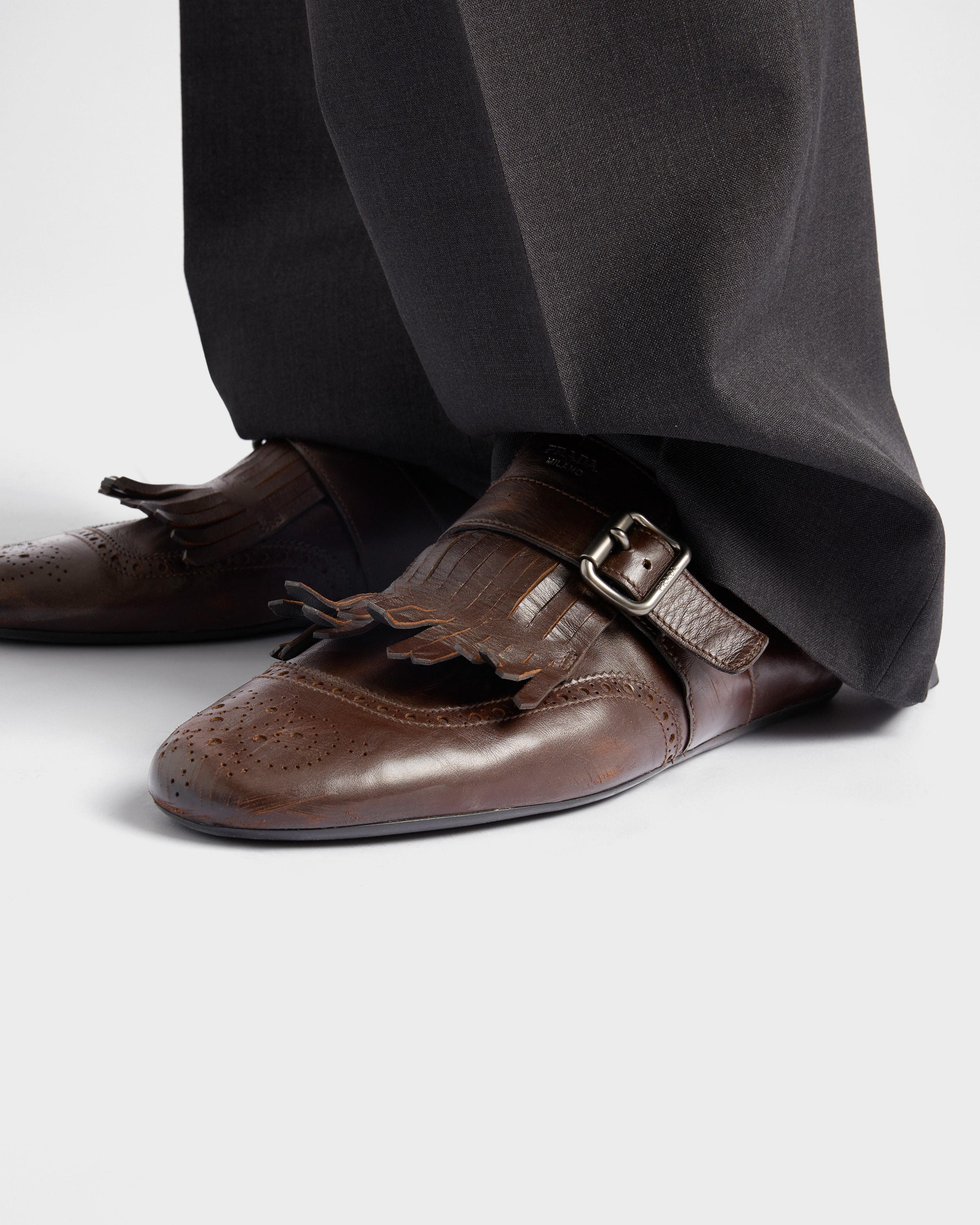 Shuffle antiqued leather mules with buckled strap and fringe - 3