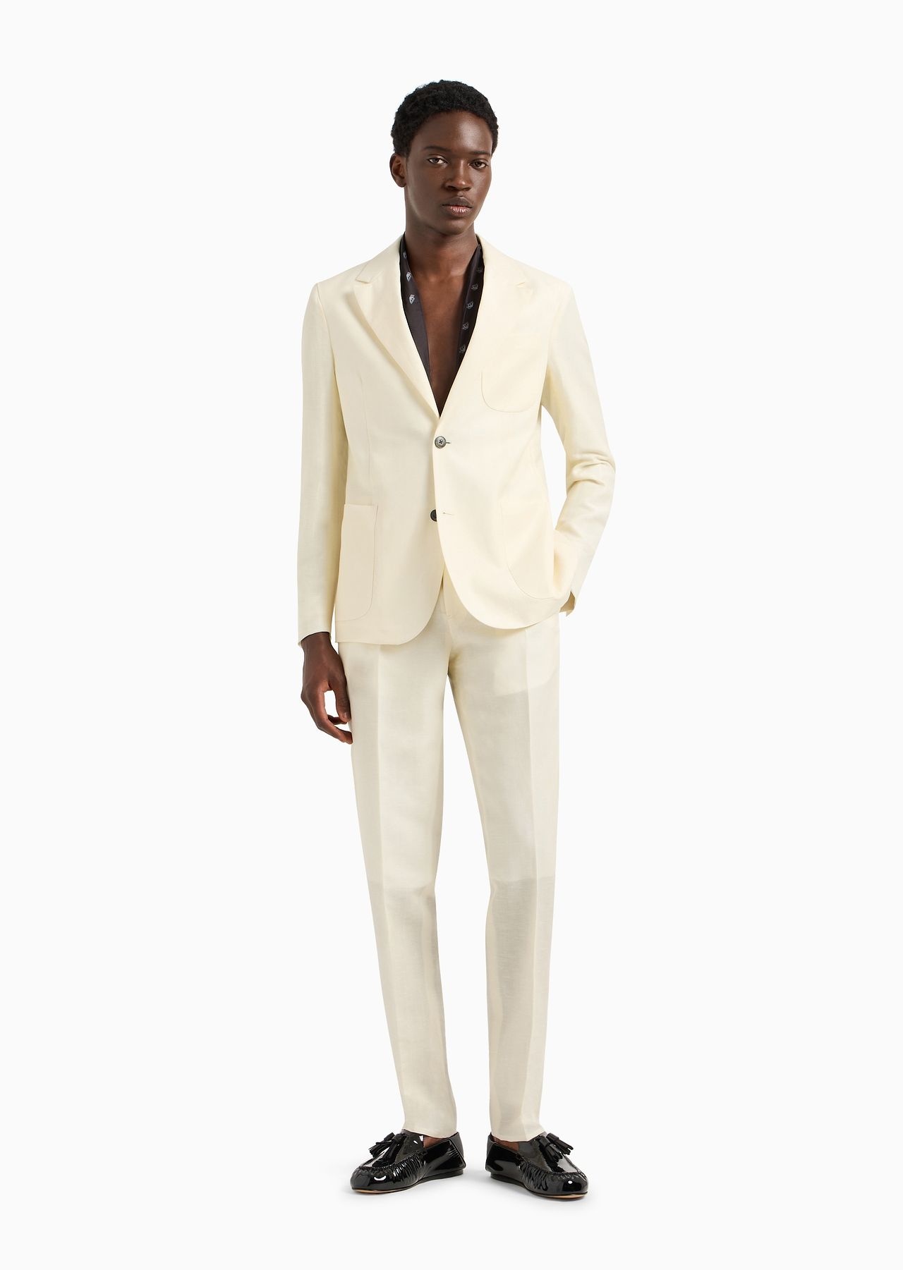 Single-breasted suit in an ultra-light tropical virgin wool and linen-blend fabric - 4