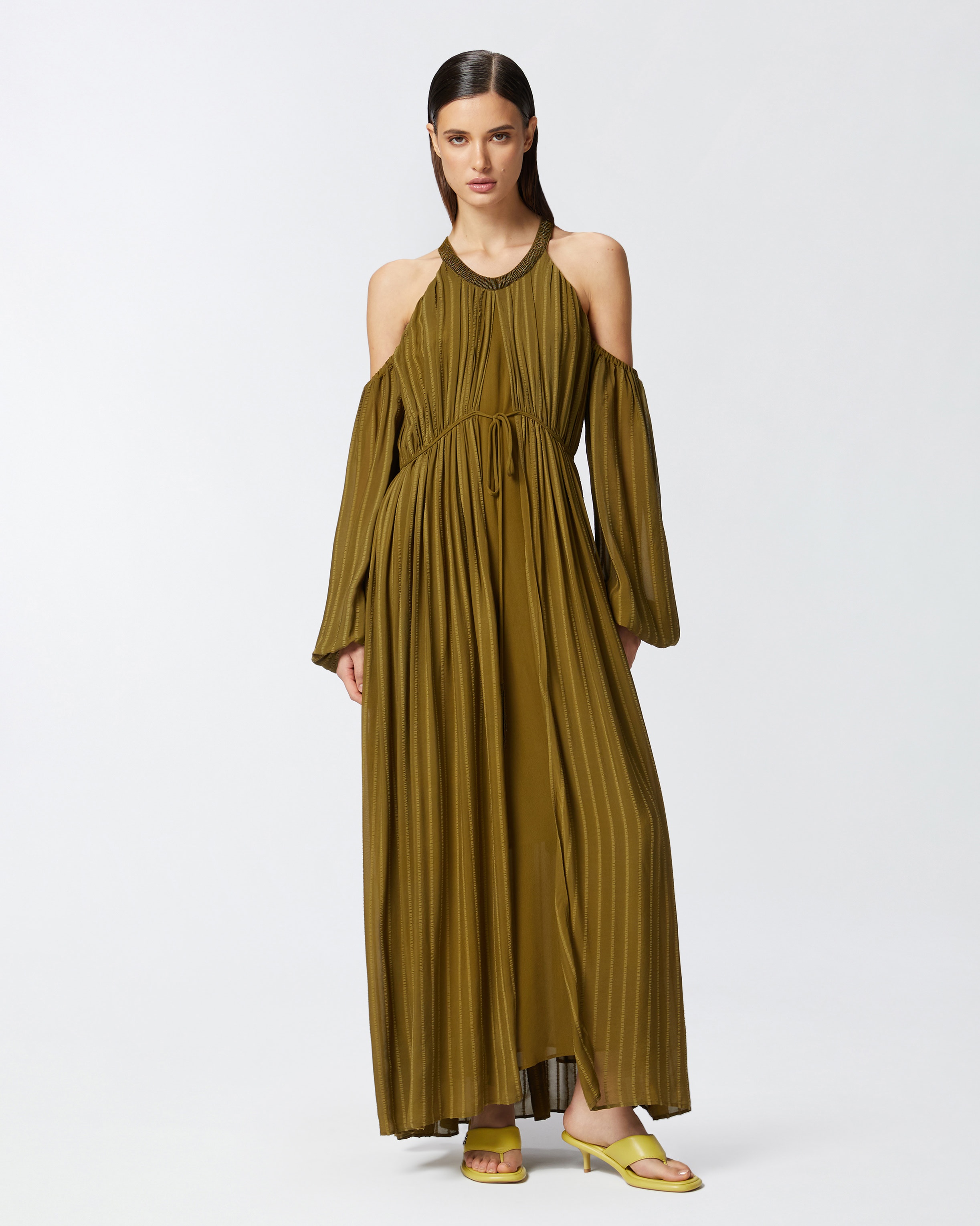 LONG OFF-THE-SHOULDER DRESS WITH BEADED EMBROIDERY - 3