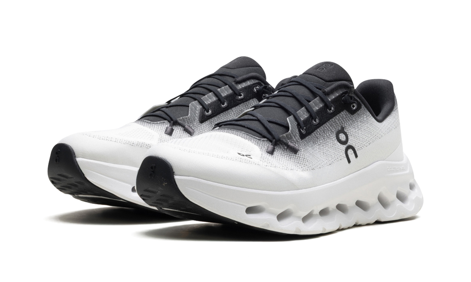 Cloudtilt "Black | Ivory" - 2