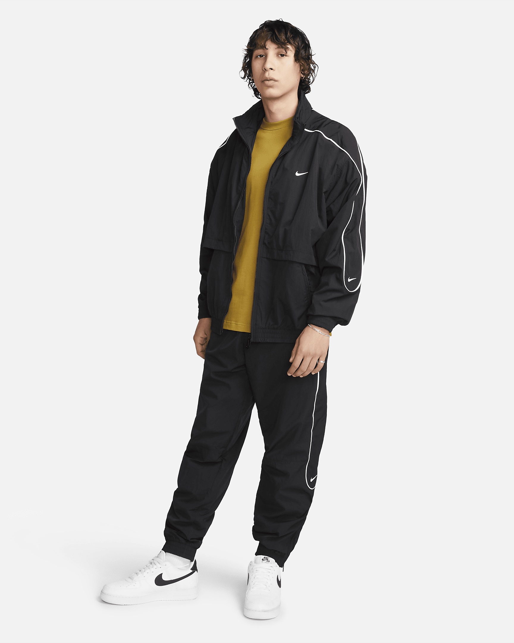 ★大人気★Nike NSW Solo Swoosh Woven Track Jacket org.jpg