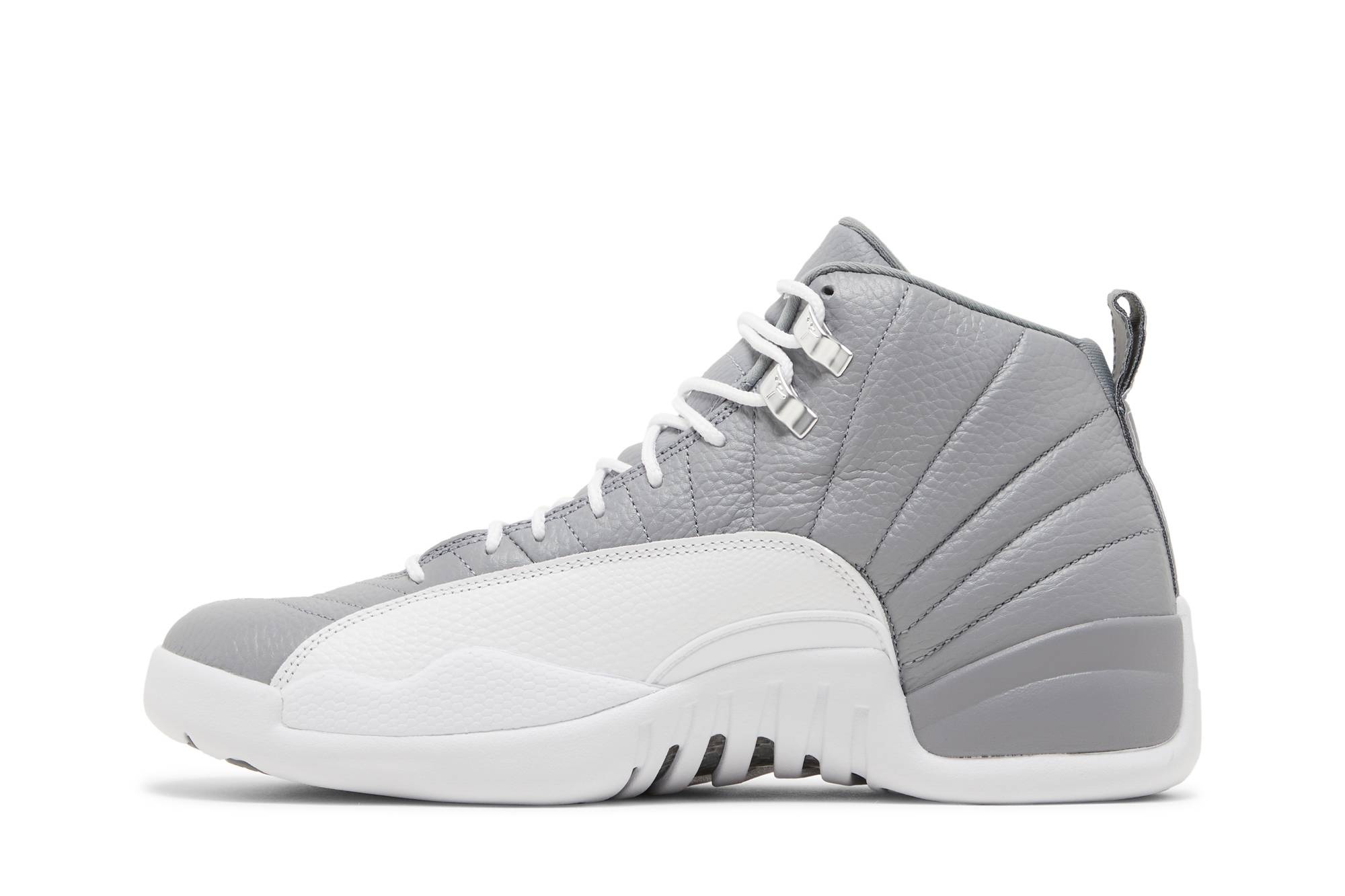 Air Jordan 12 Retro 'Stealth' - 3