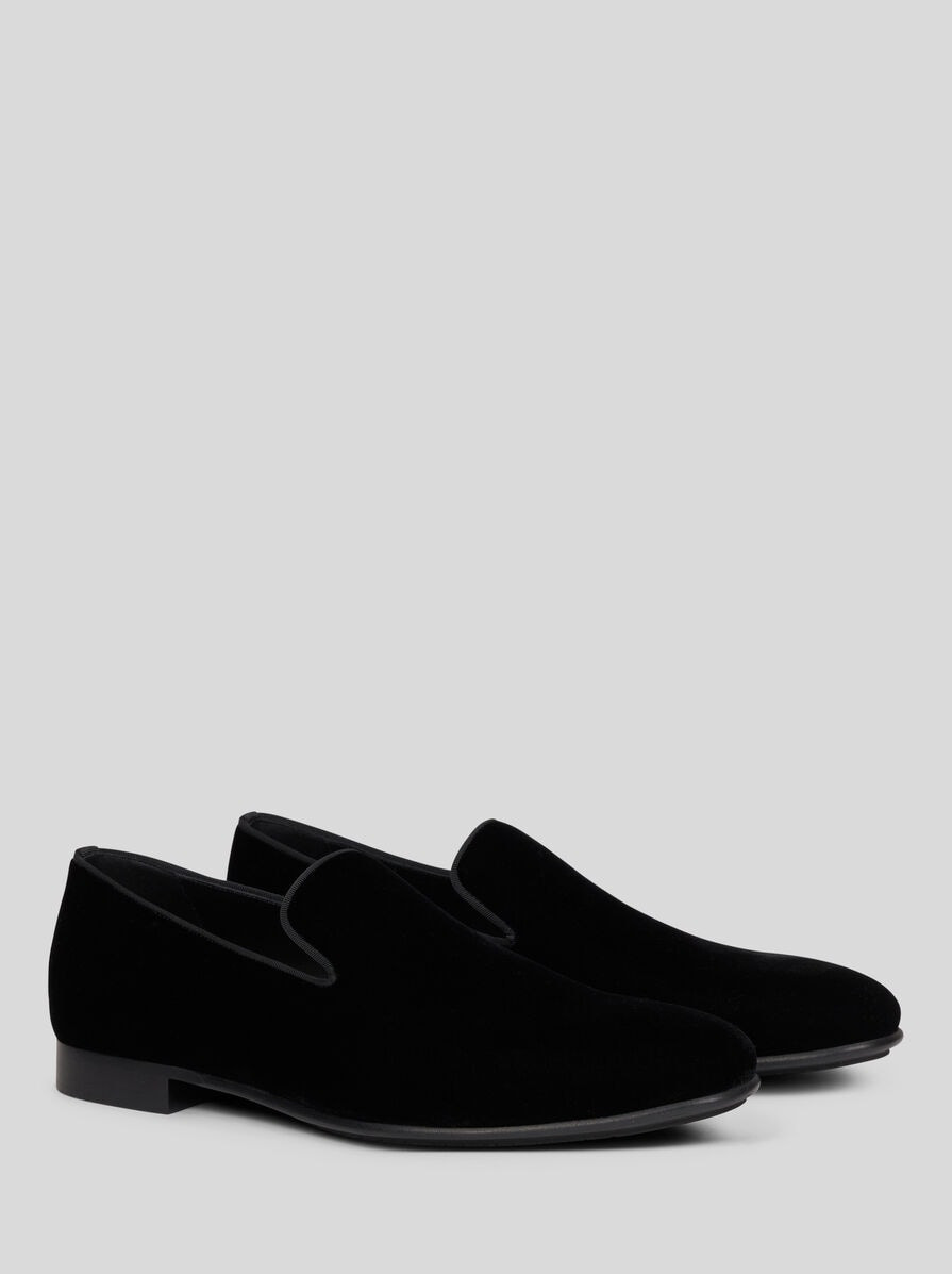 PLAIN-COLOURED LOAFERS - 3