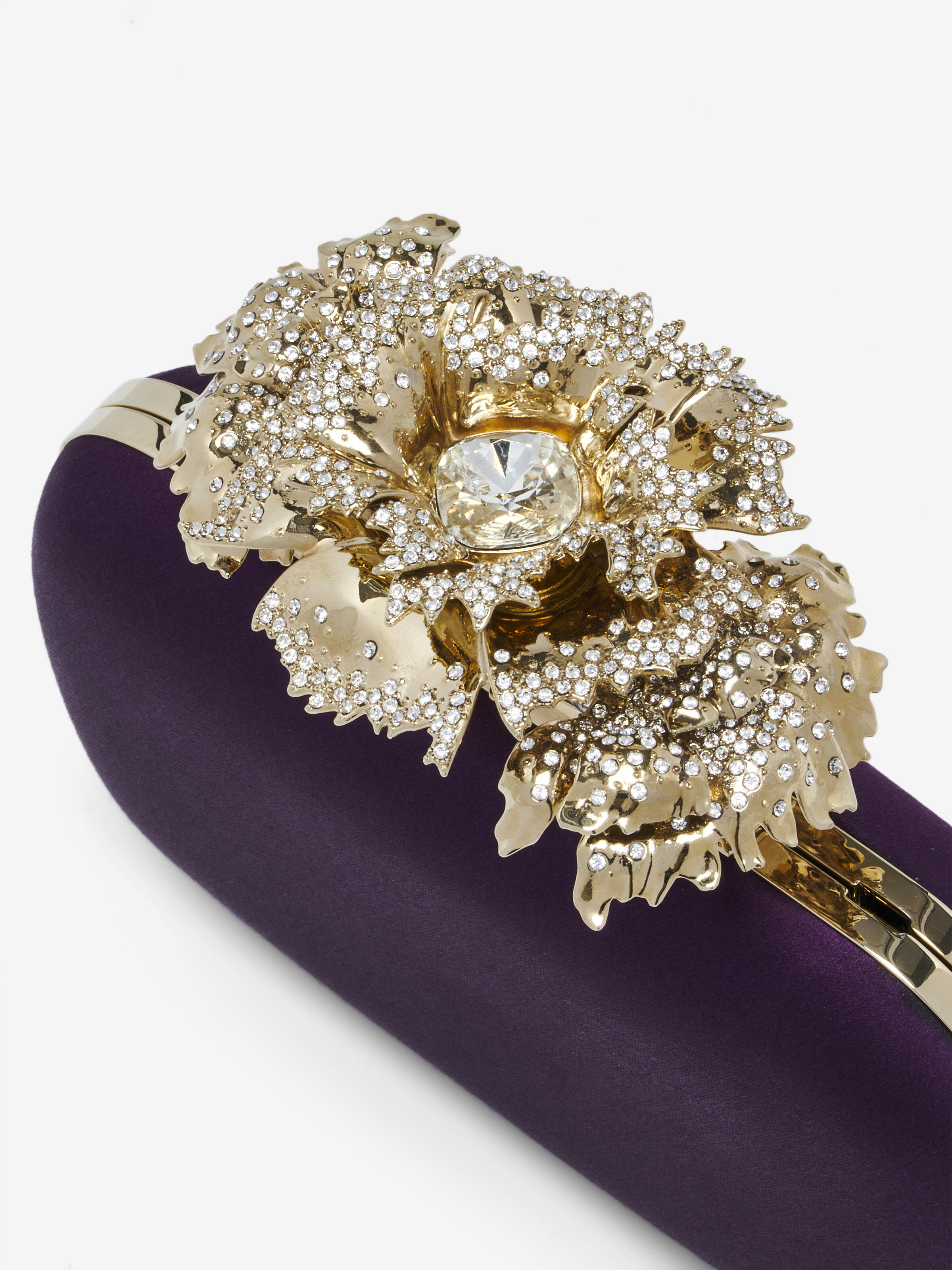 Carnation Knuckle Clutch - 5