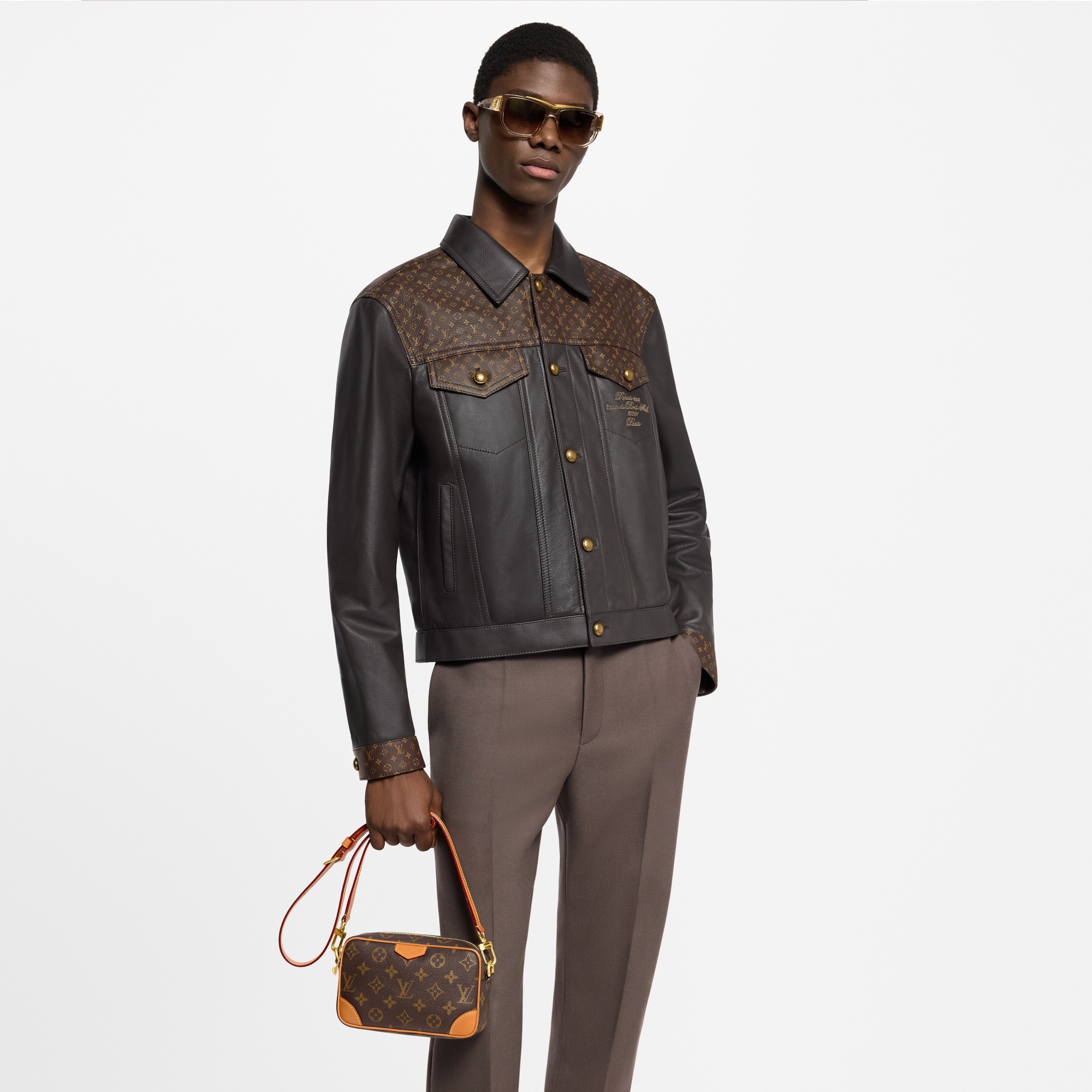 【LOUIS VUITTON】コンパクト クール◎Trocadero Wearableバッグ Trocadéro Wearable Wallet Monogram Eclipse Canvas - Wallets