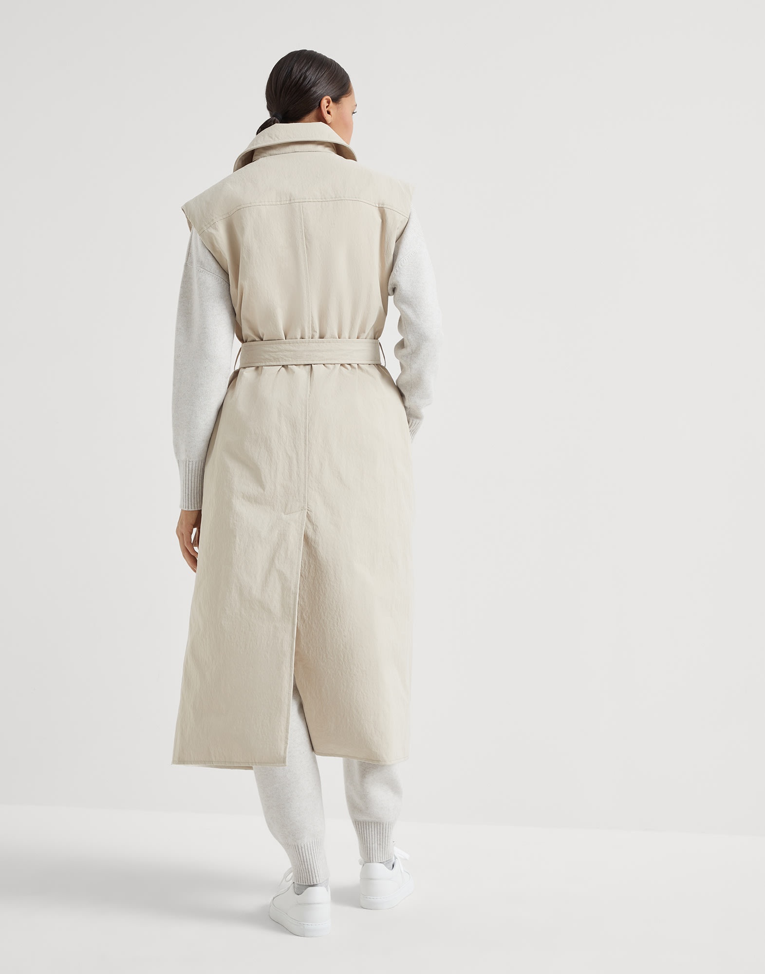 Techno canvas sleeveless trench with down quilting and monili - 2