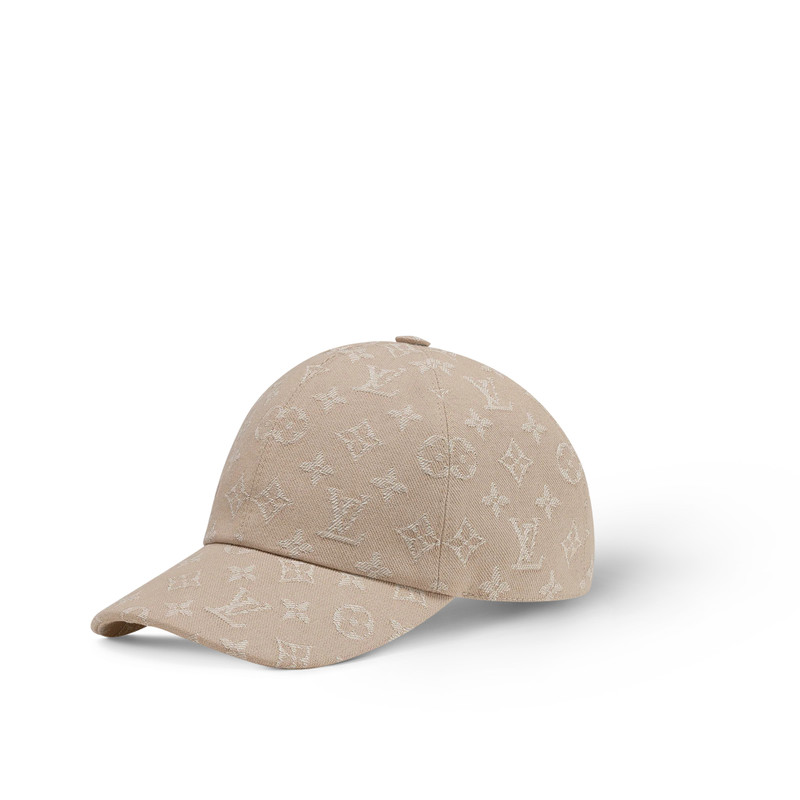 Louis Vuitton Monogram Essential Cap outlook