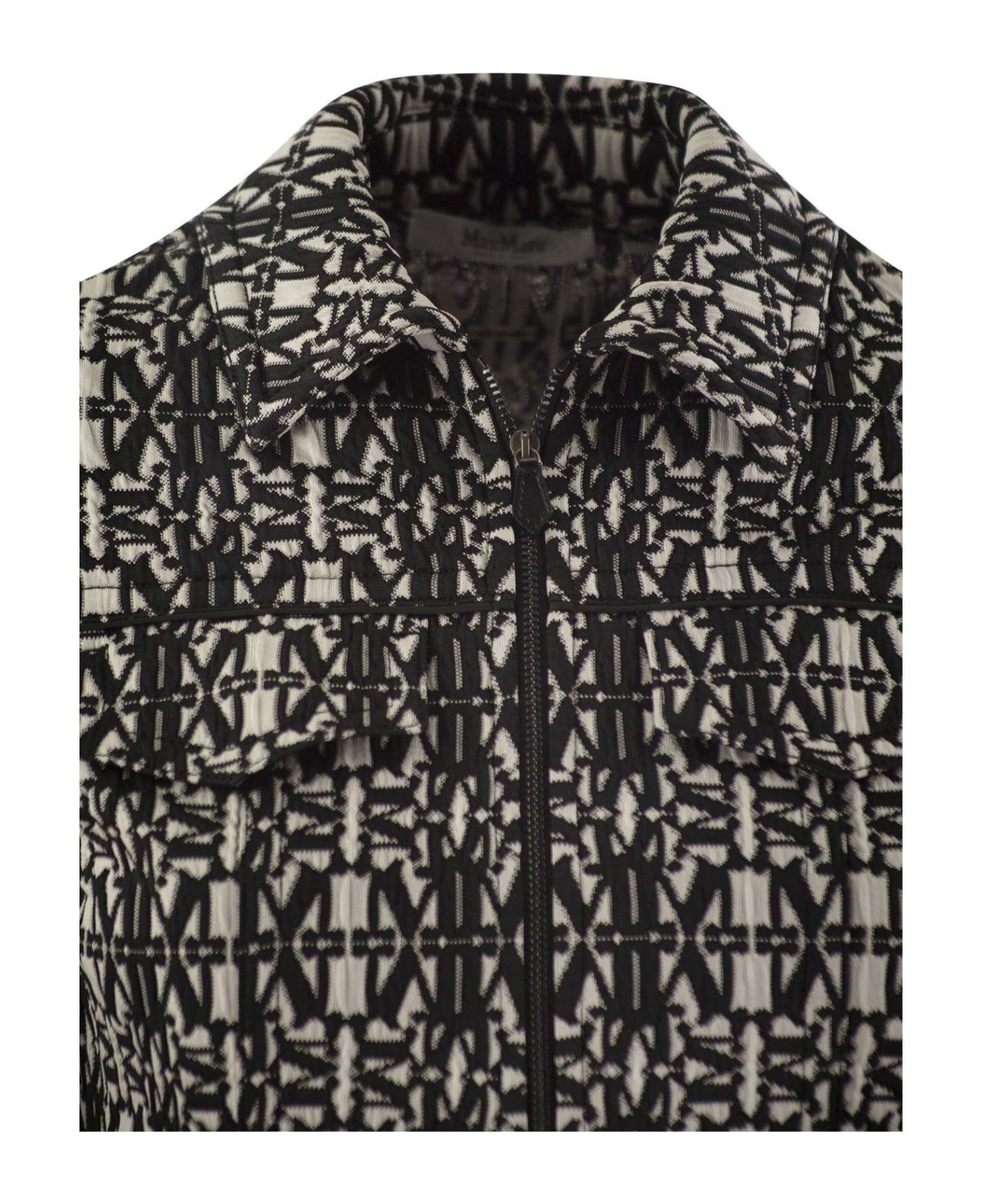 All-over Patterned Zip-up Jacket - 4