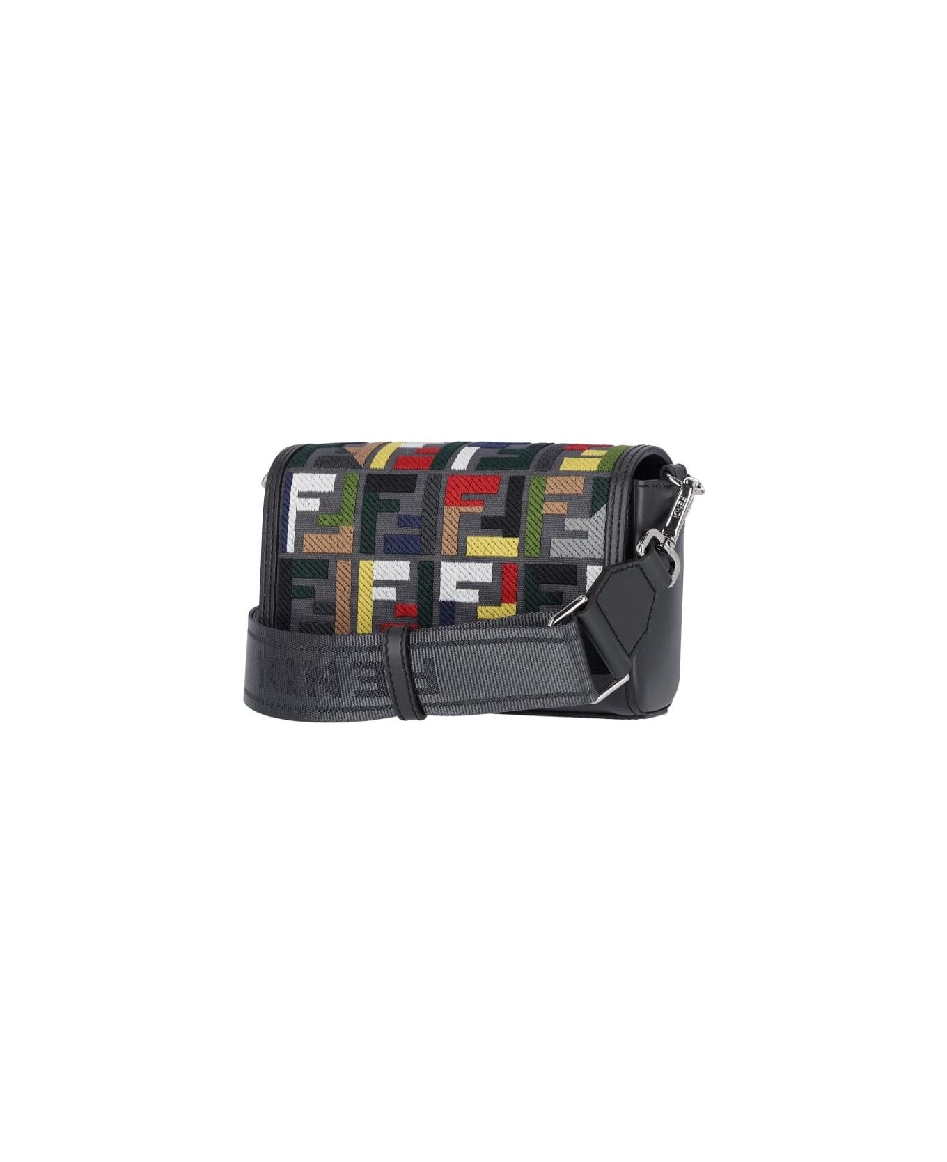 ★関税込み★ FENDI Compact Crossbody Bag FENDI Crossbody Bag | italist | REVERSIBLE