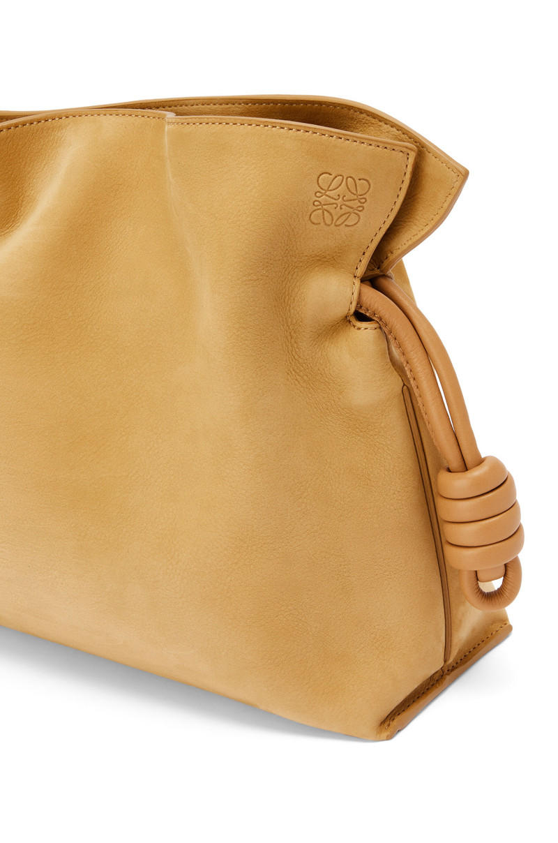 Flamenco clutch in nubuck 7