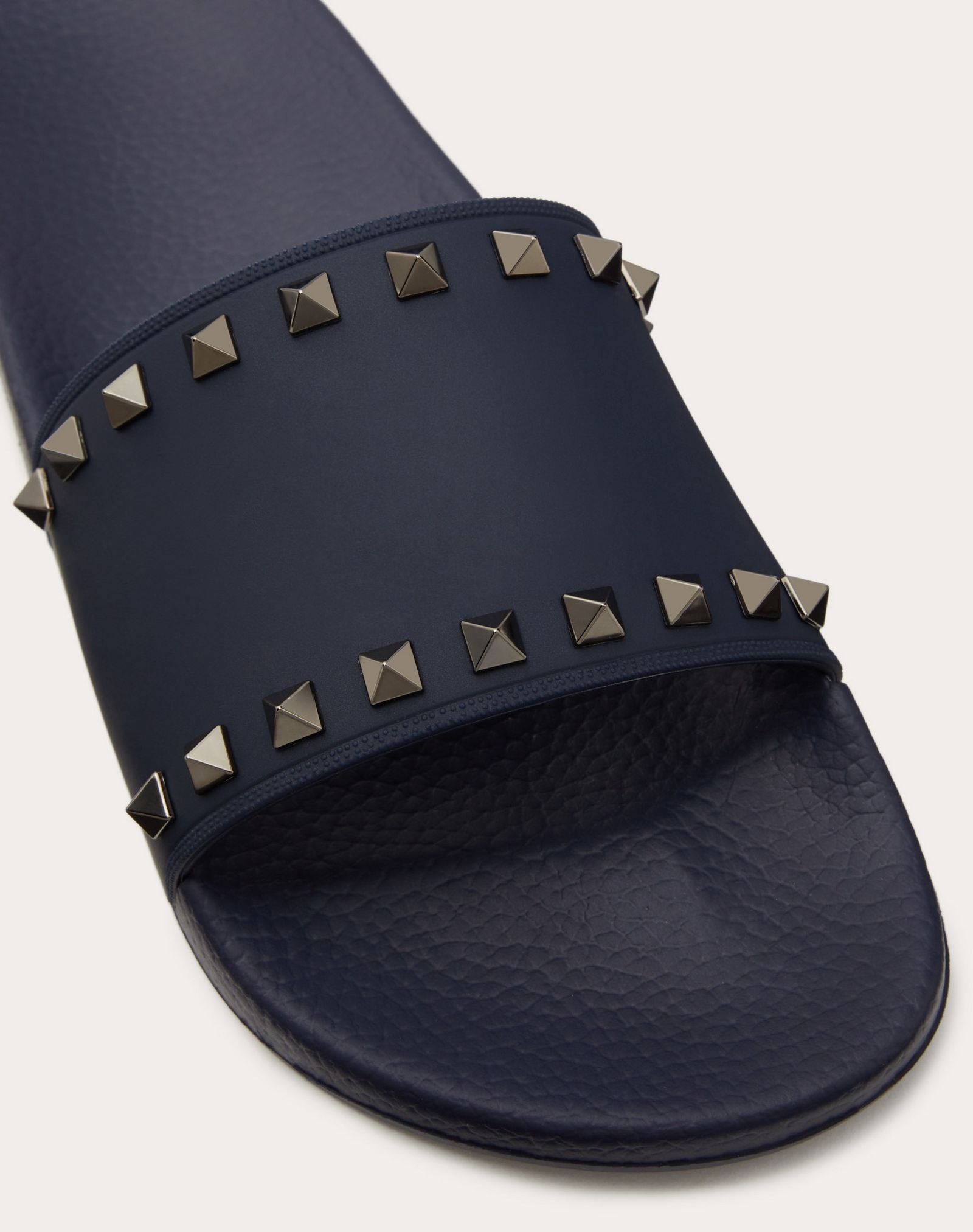 ROCKSTUD RUBBER SLIDER SANDAL - 5