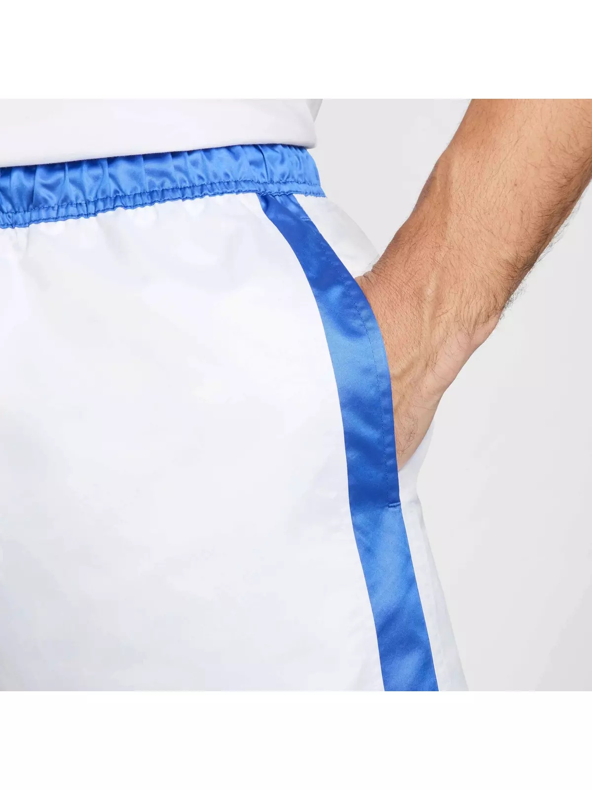 Men's Sportswear Club Flow Football Shorts - 5