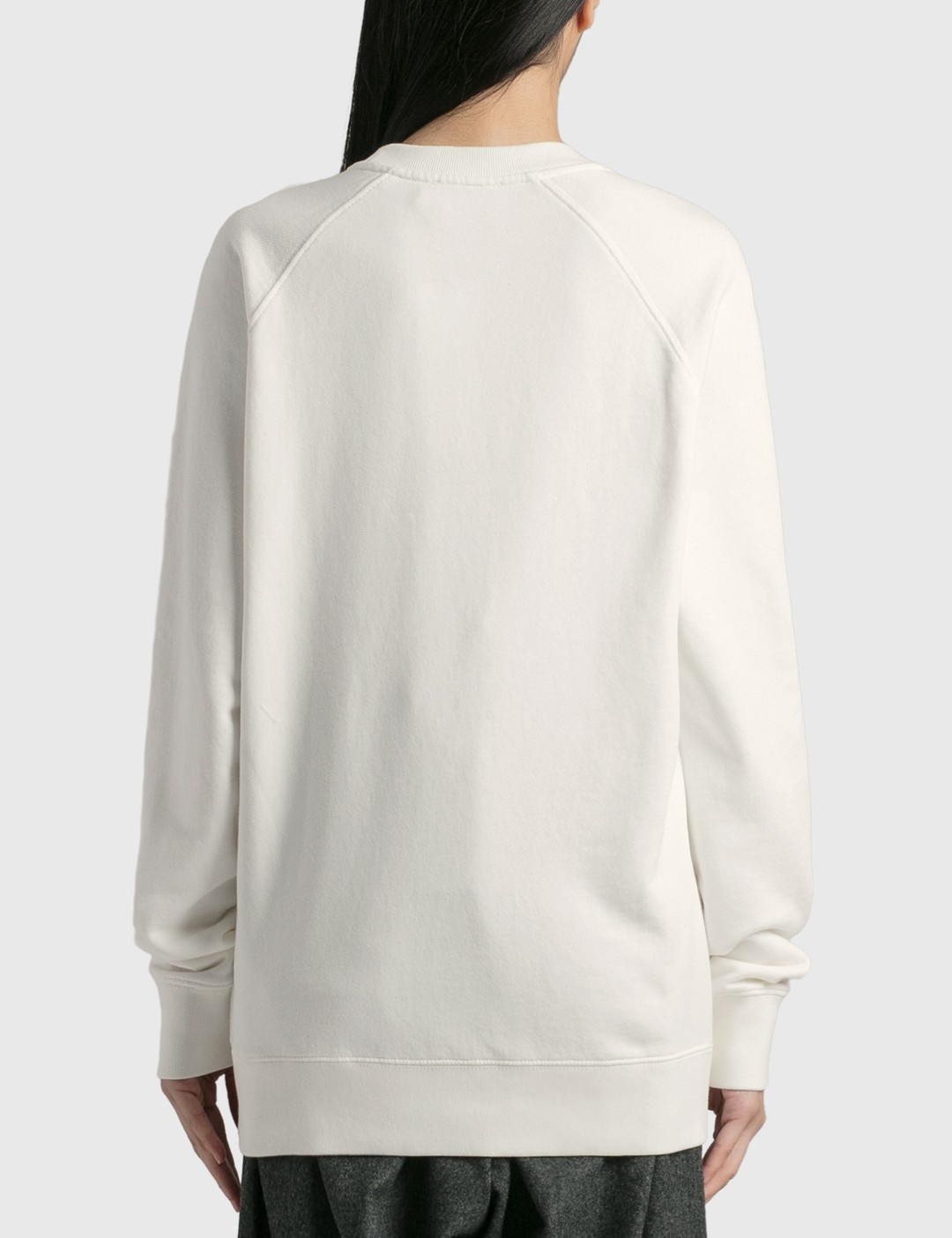 CHILLAX FOX PATCH CLASSIC SWEATSHIRT - 3